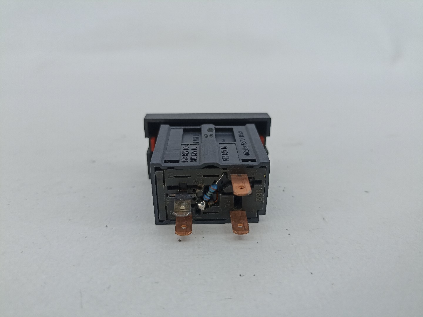 Interrupteur De Feux De Détresse (Warning) Pour Opel Vectra A - Neuf - Référence POLCAR 5514P-30