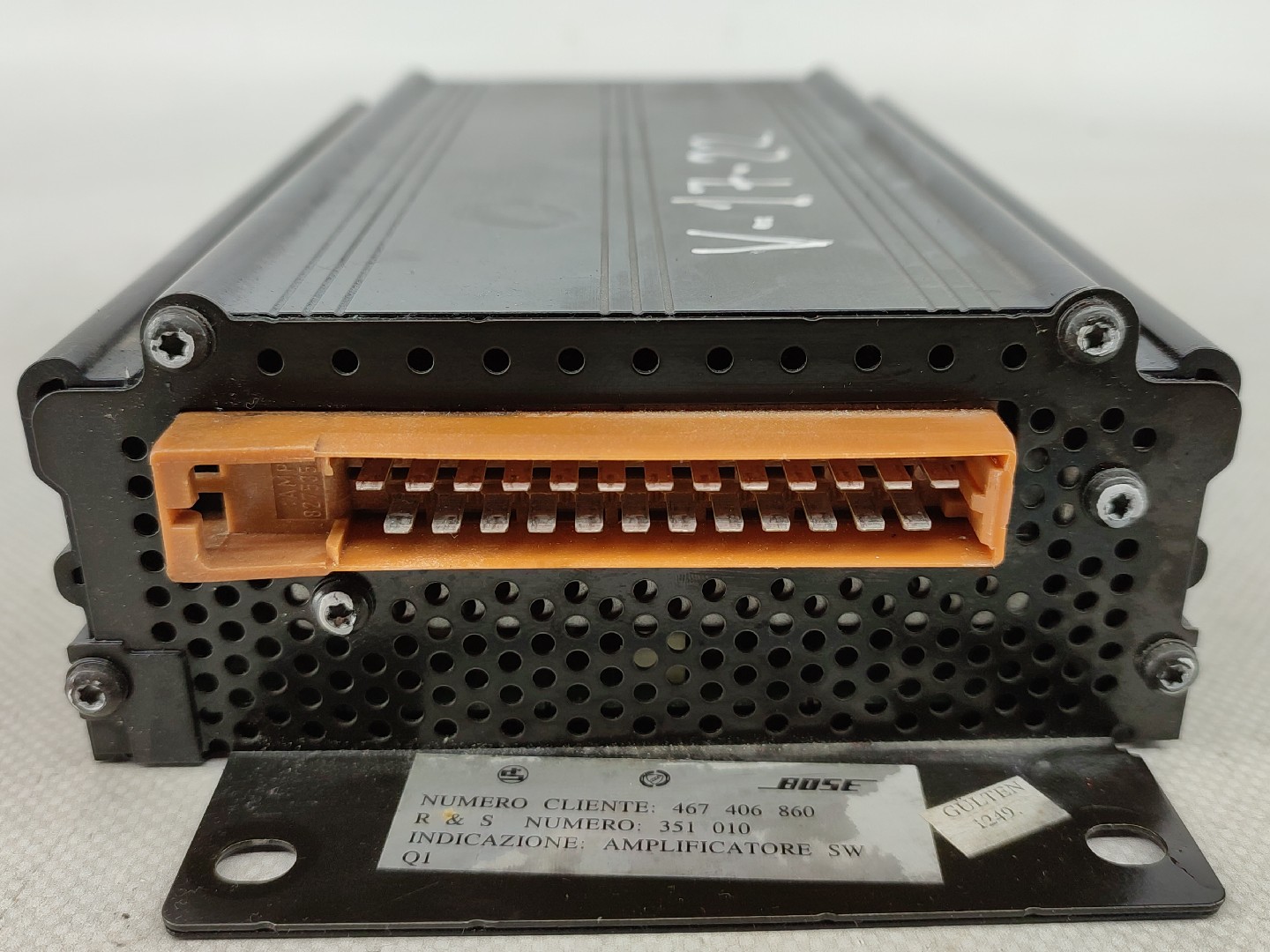 Amplificador de colunas LANCIA Lybra SW (839_) Imagem-1