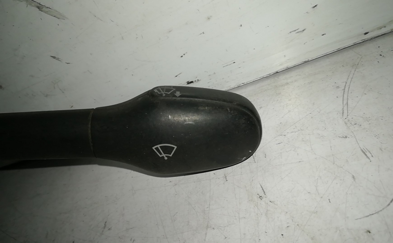 Manípulo do limpa vidros SEAT Toledo I (1L) Imagem-1