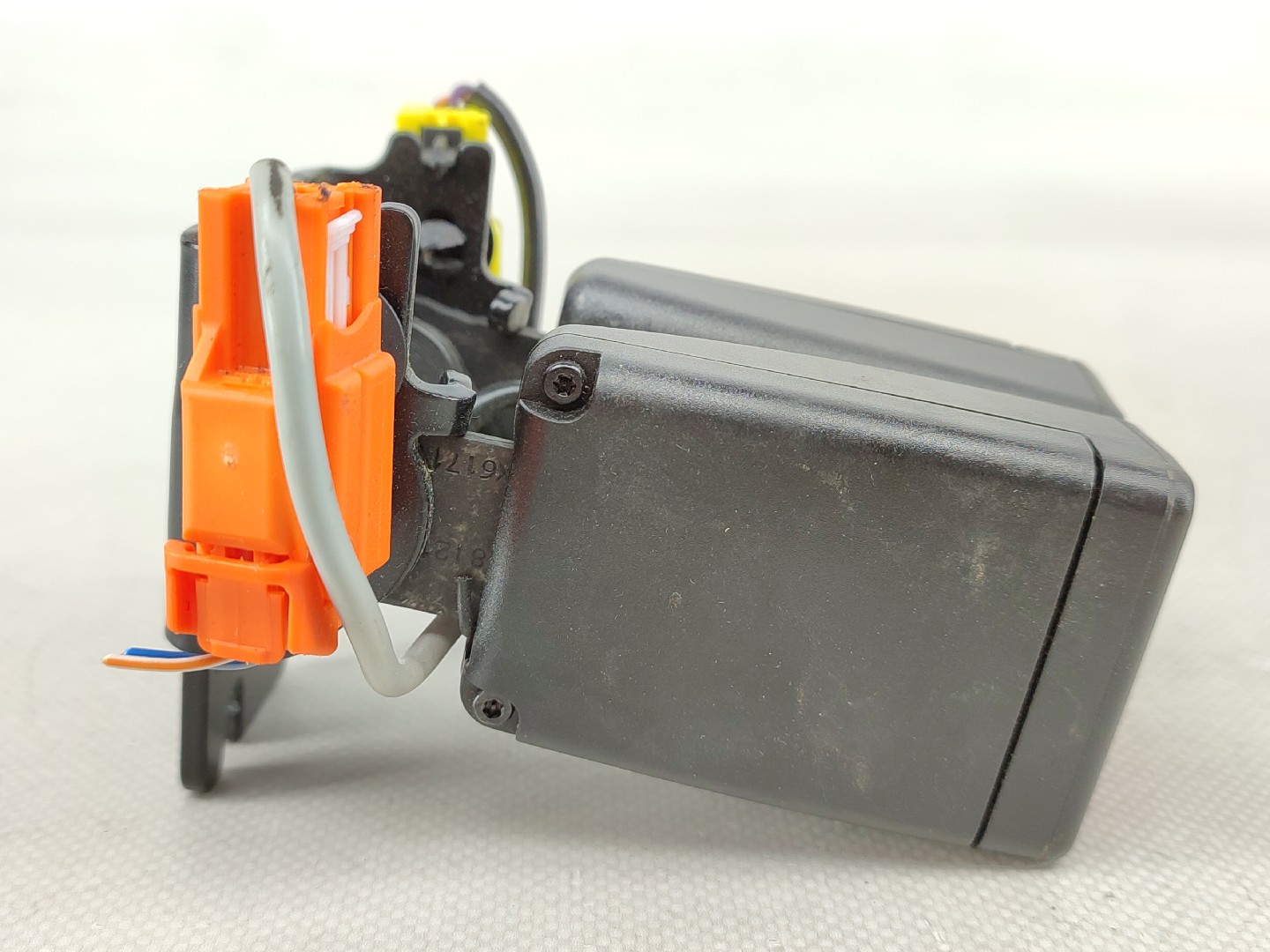 Fibbia cintura posteriore sinistra VOLVO V40 Hatchback Imagem-2