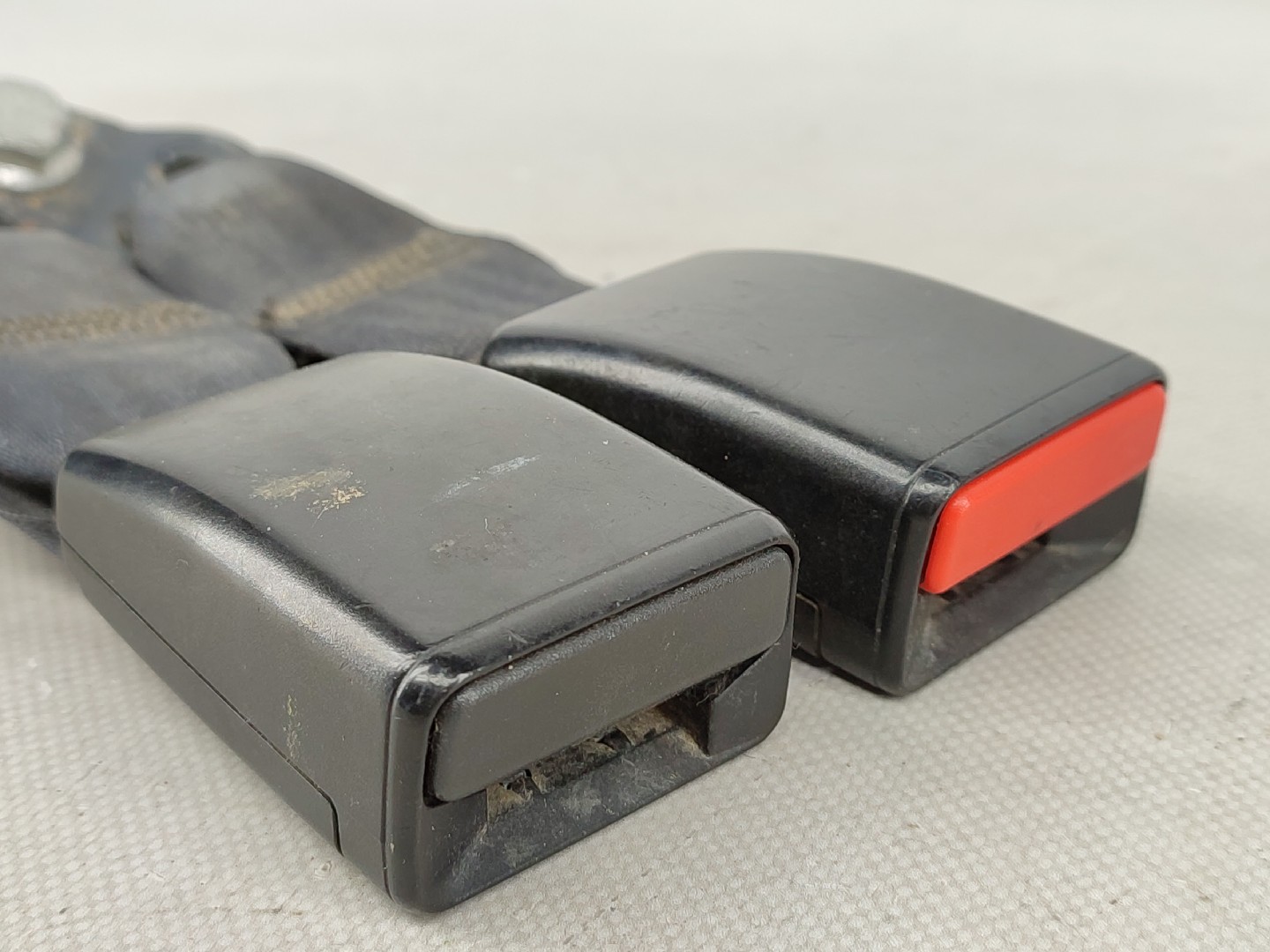 Fibbia cintura posteriore sinistra DACIA Sandero II (5S_) Imagem-1