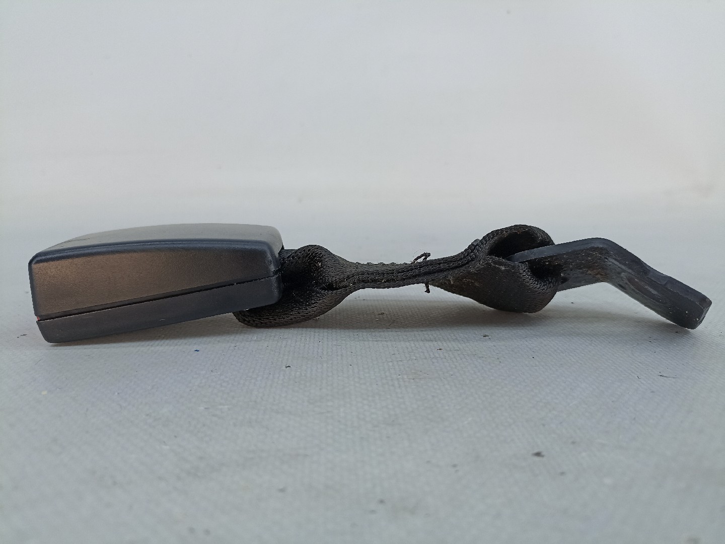 Fibbia cintura posteriore sinistra BMW 1 (E81) Imagem-1