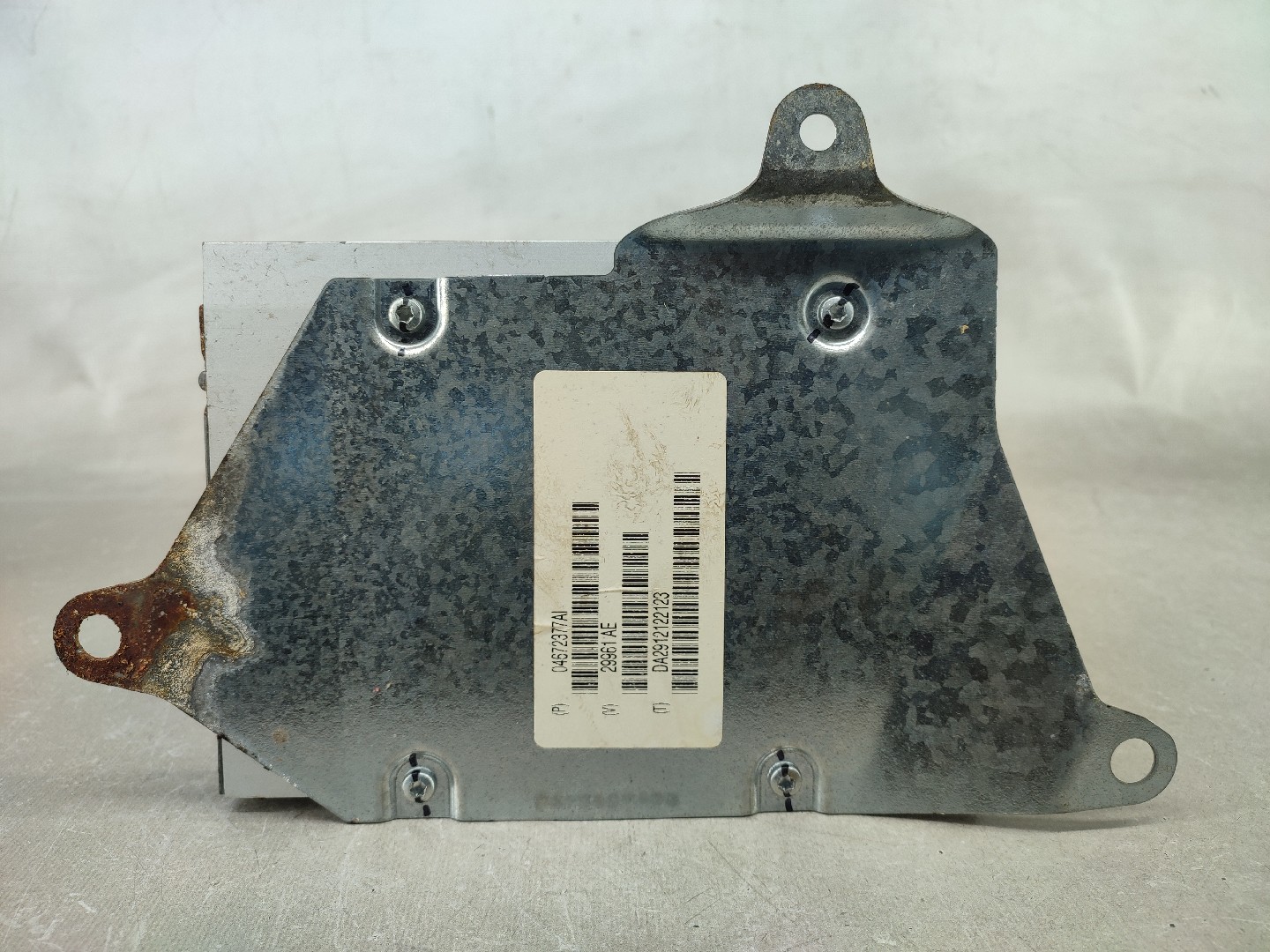 Amplificador de colunas JEEP Compass (MK49) Imagem-1