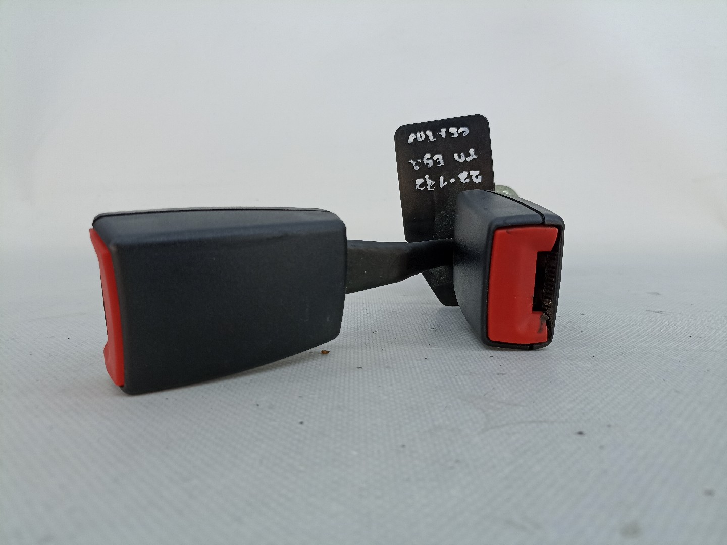 Fibbia cintura posteriore sinistra AUDI A4 Avant (8D5, B5) Imagem-3