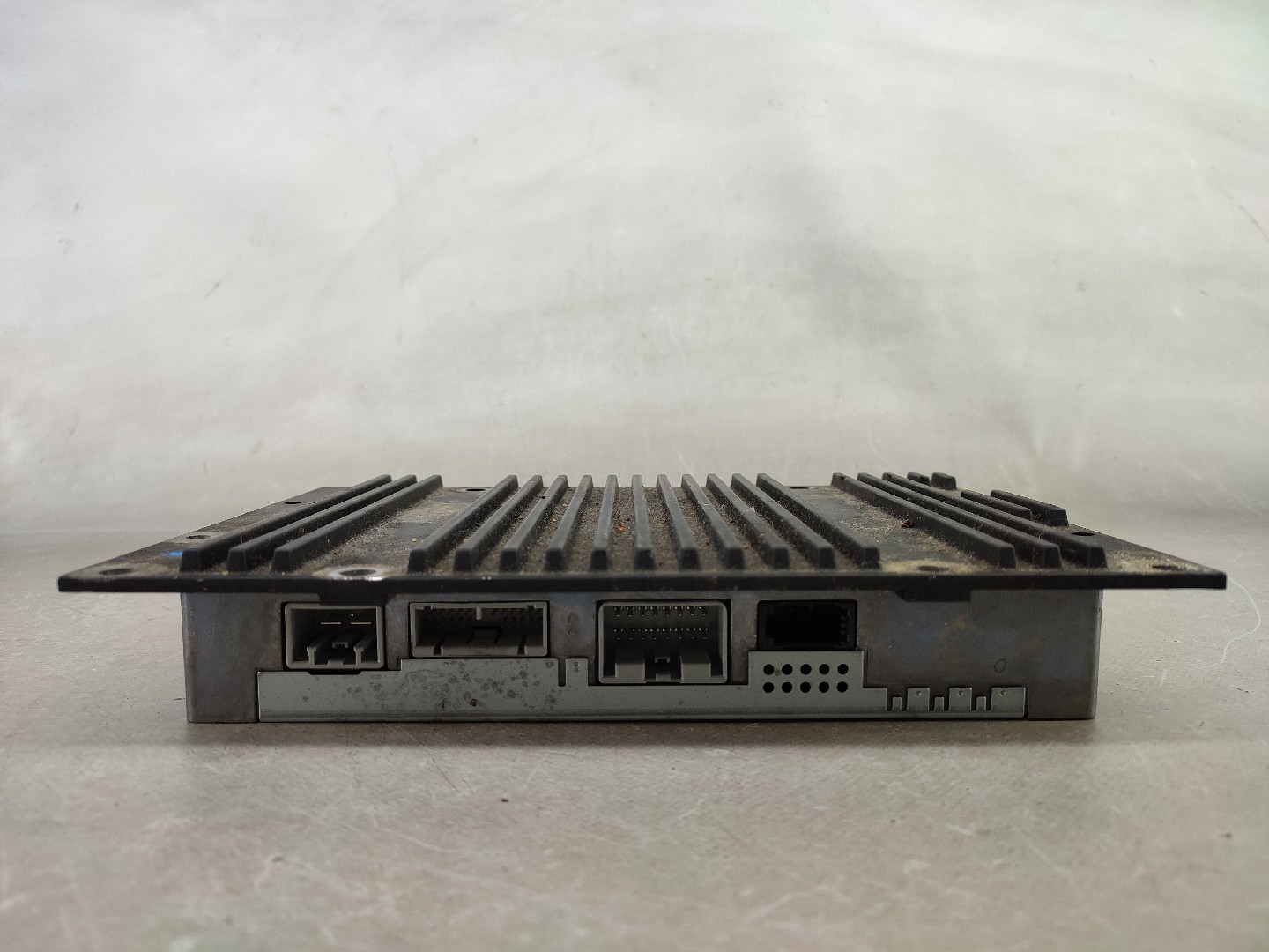 Amplificador de colunas VOLVO XC90 I Imagem-2