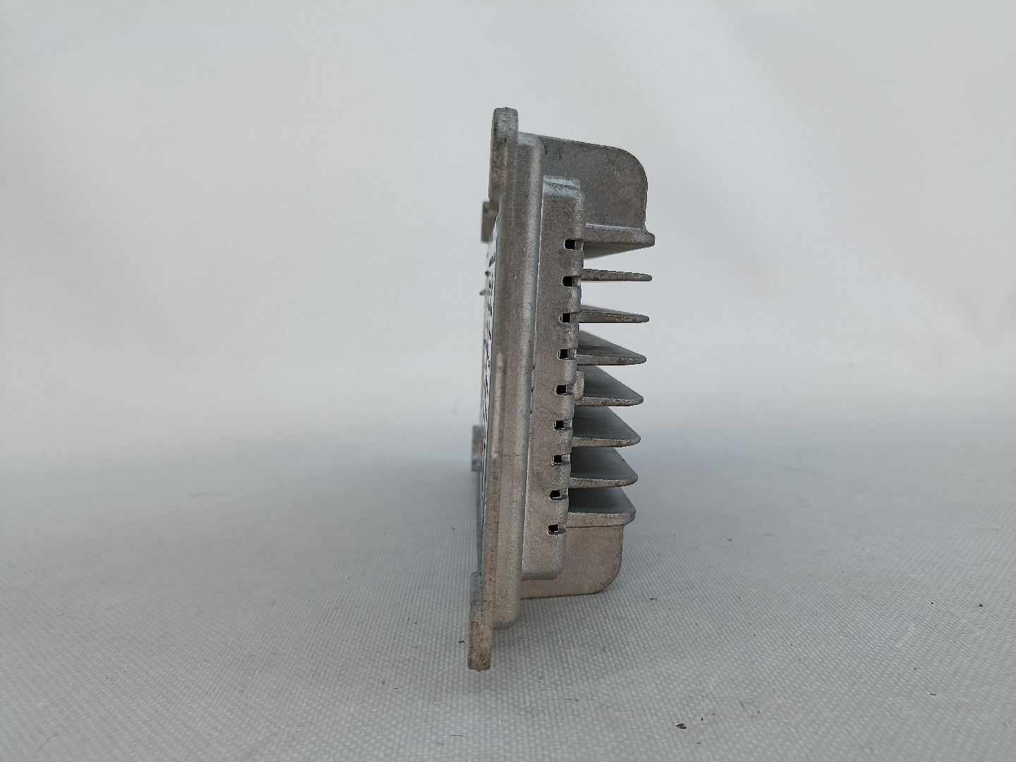 Amplificador de colunas AUDI A3 (8P1) Imagem-3