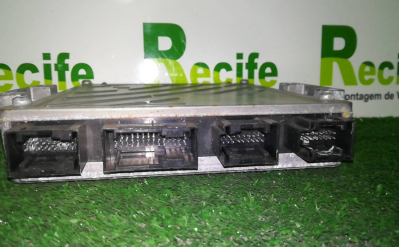Engine control unit / ECU MERCEDES-BENZ Classe E (W211) Imagem-2