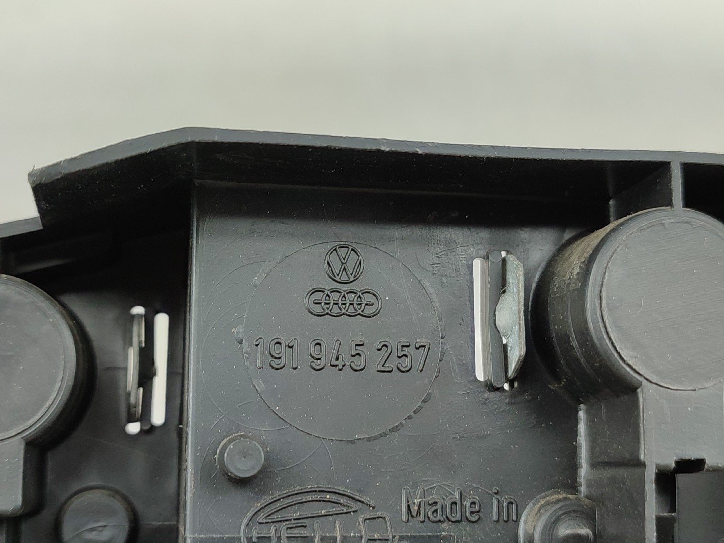 Suporte lâmpada esquerdo VOLKSWAGEN Golf II (19E, 1G1) Imagem-2