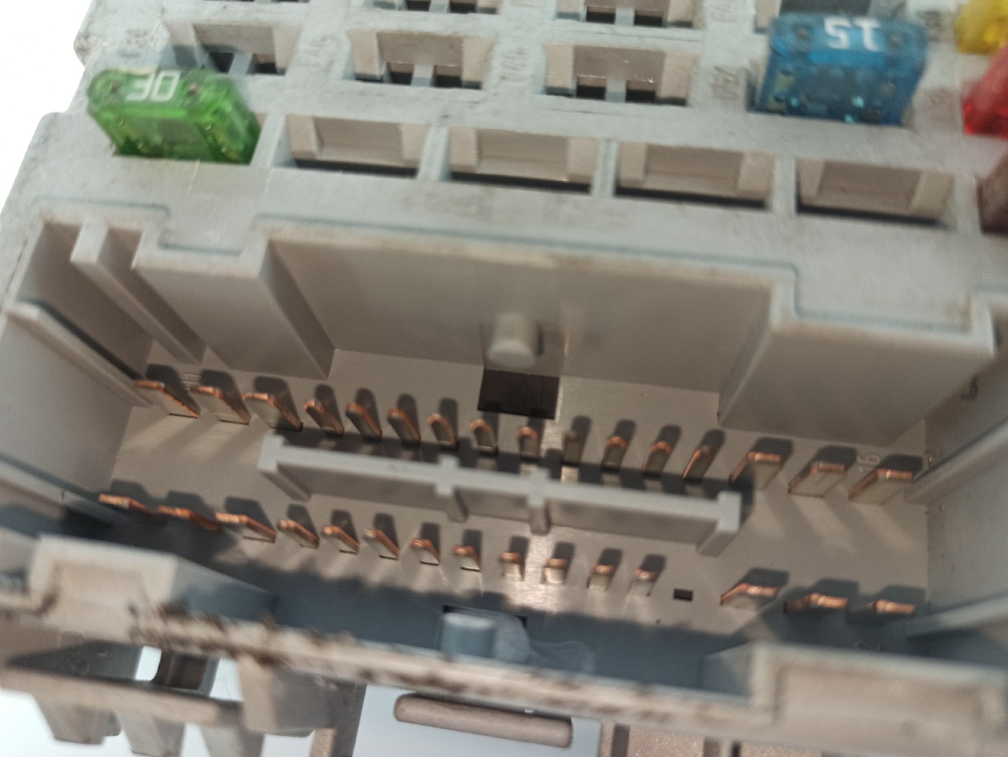 Caixa fusíveis / SAM / BSI FIAT Punto (188_) Imagem-4