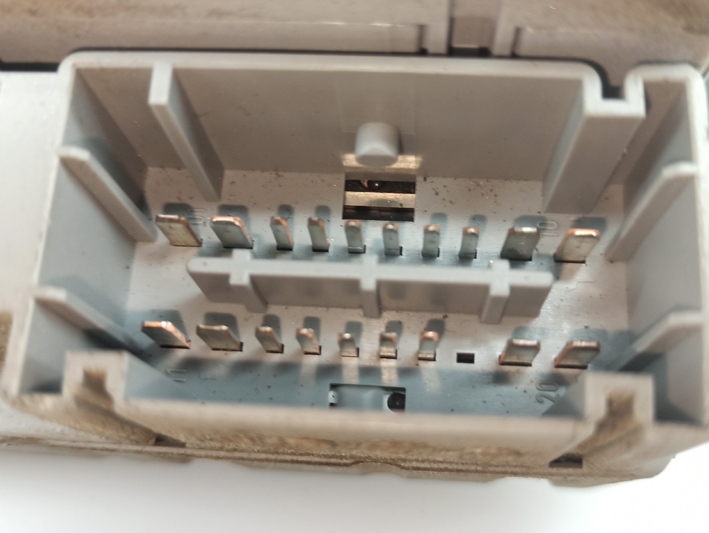 Caixa fusíveis / SAM / BSI FIAT Punto (188_) Imagem-8