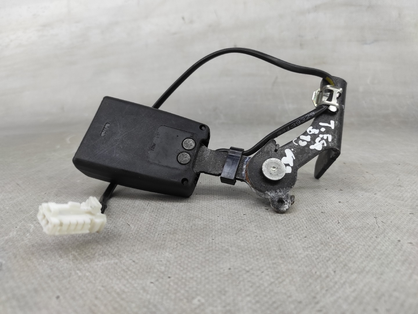 Fibbia cintura posteriore sinistra PEUGEOT 308 SW II Imagem-1