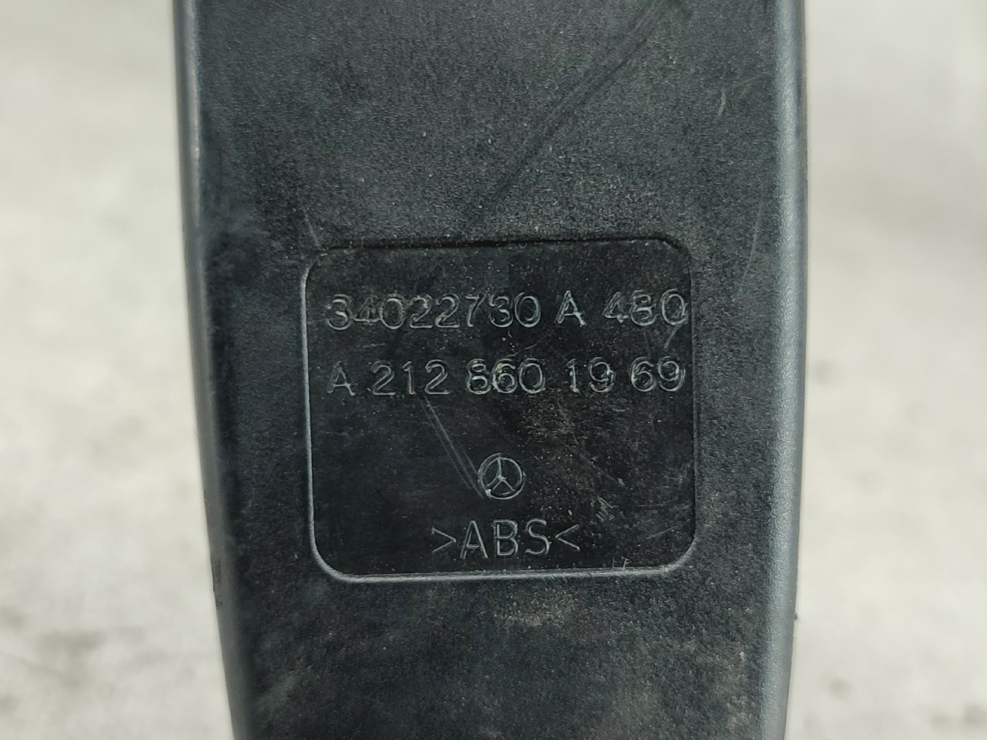 Fibbia cintura posteriore sinistra MERCEDES-BENZ Classe E (W212) Imagem-4