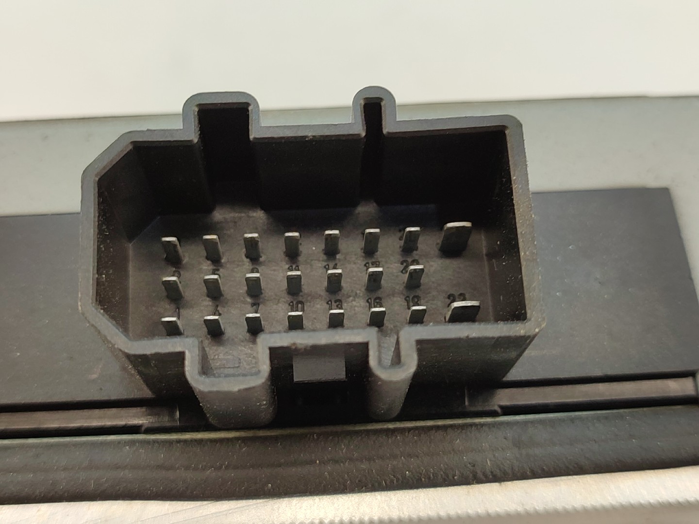 Amplificador de colunas AUDI A4 (8E2, B6) Imagem-5