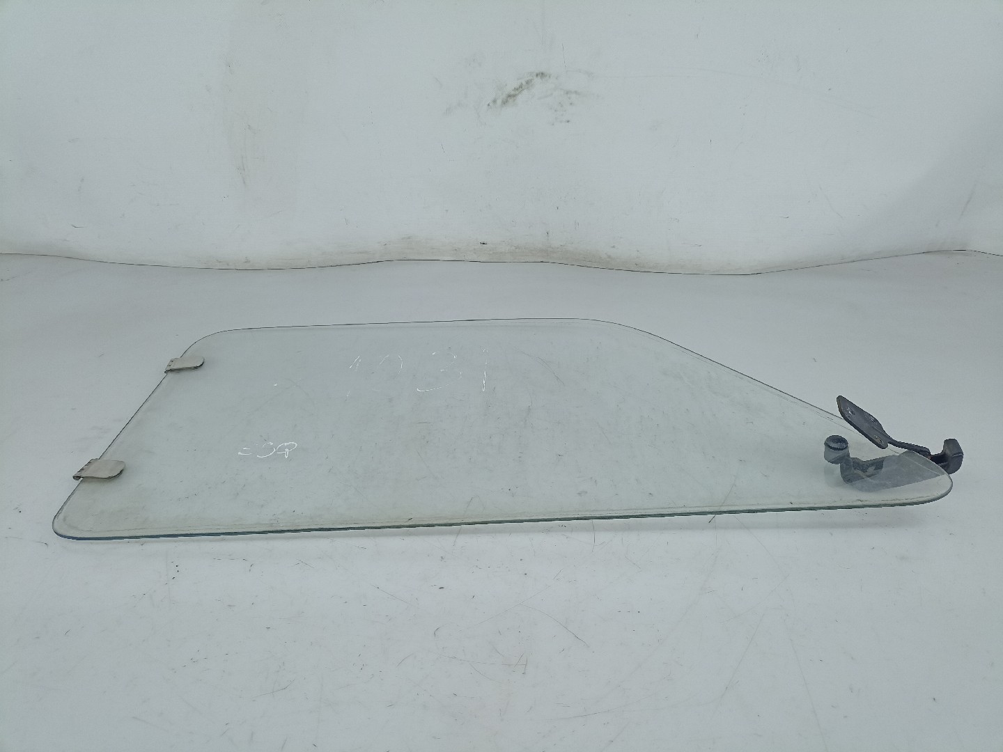 Vitre Arrière Gauche Pour Renault R5 Phase 2 (modèle 1982) - Occasion En Bon état - Garantie 12 Mois
