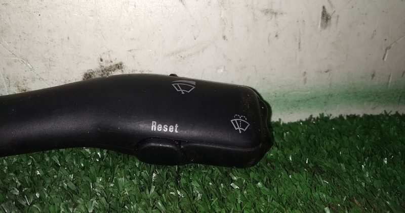 Manípulo do limpa vidros SEAT Leon (1M1) Imagem-2