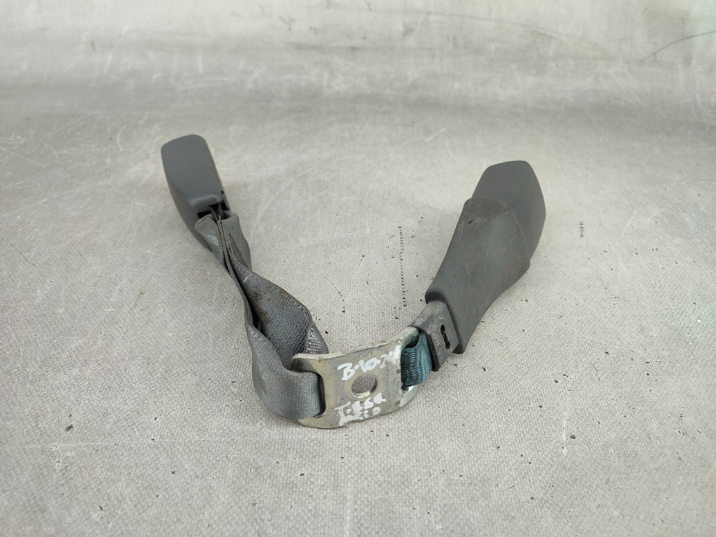 Fibbia cintura posteriore sinistra TOYOTA Prius Hatchback (_W2_) Imagem-1