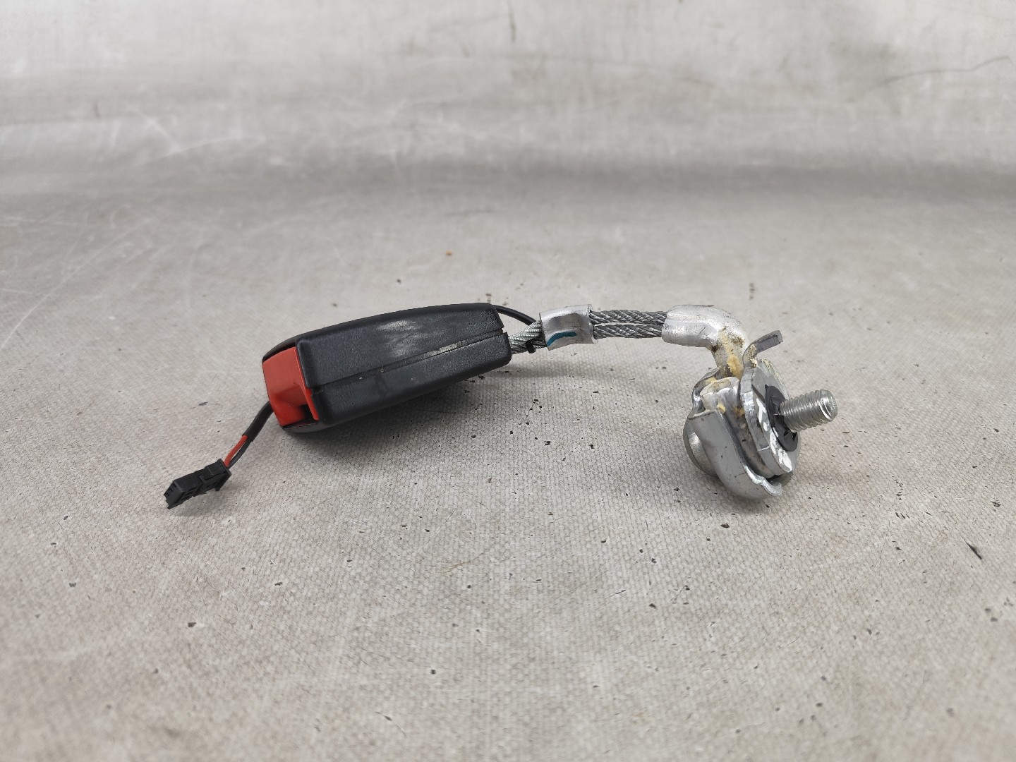 Fibbia cintura posteriore sinistra BMW 5 (F10) Imagem-2