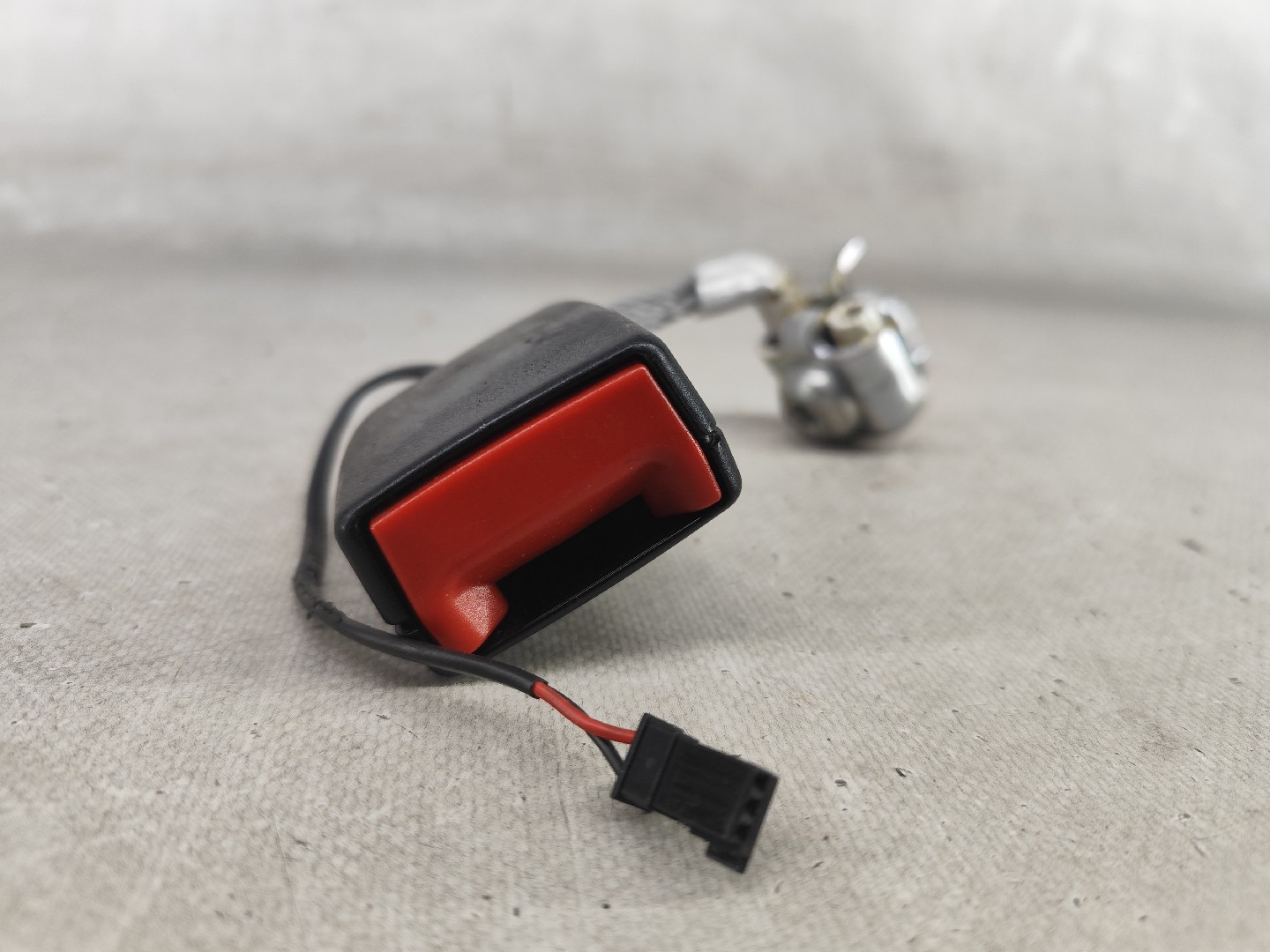 Fibbia cintura posteriore sinistra BMW 5 (F10) Imagem-3