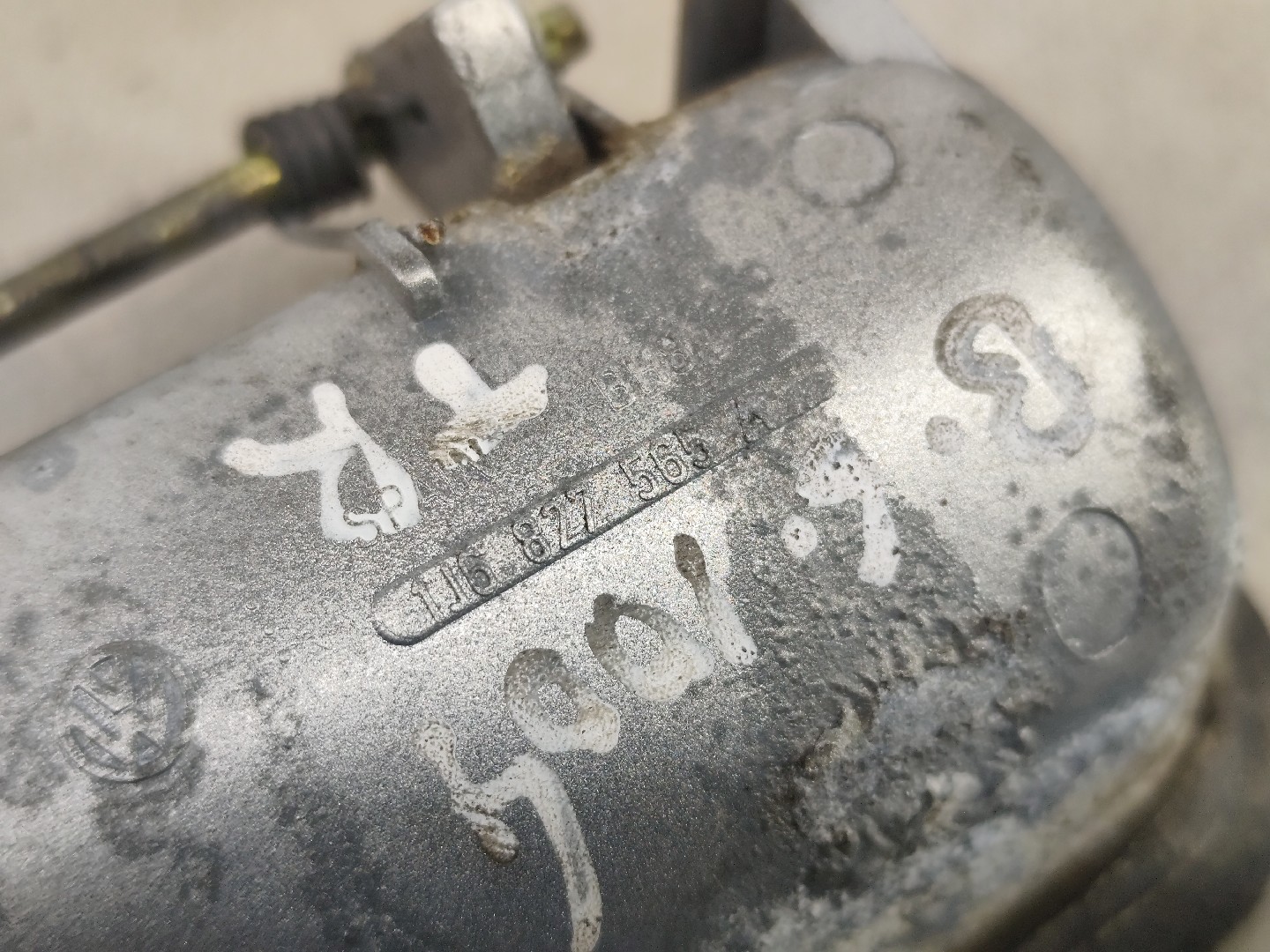 Tailgate handle VOLKSWAGEN Golf IV (1J1) Imagem-5