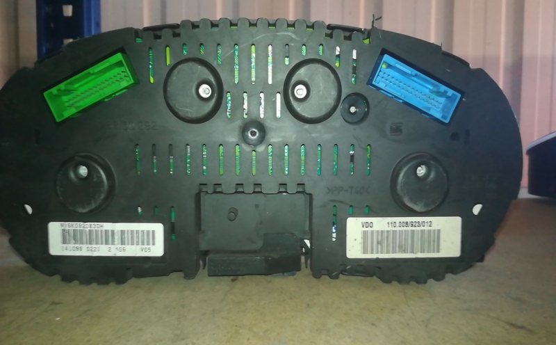 Quadrante / Cuadro de instrumentos SEAT Ibiza II (6K1) Imagem-1