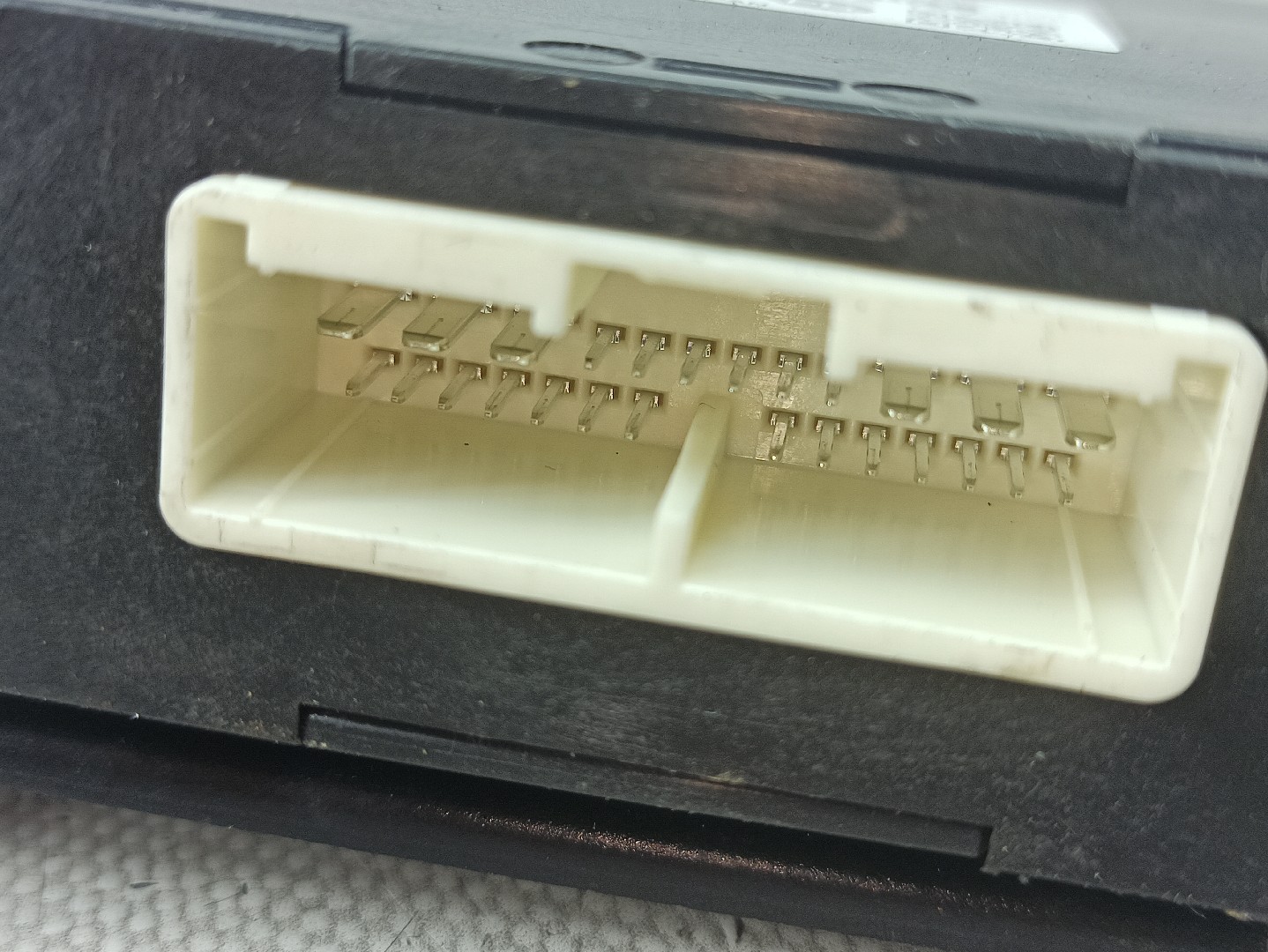 Centralita motor / ECU HYUNDAI Kauai (OS) Imagem-1