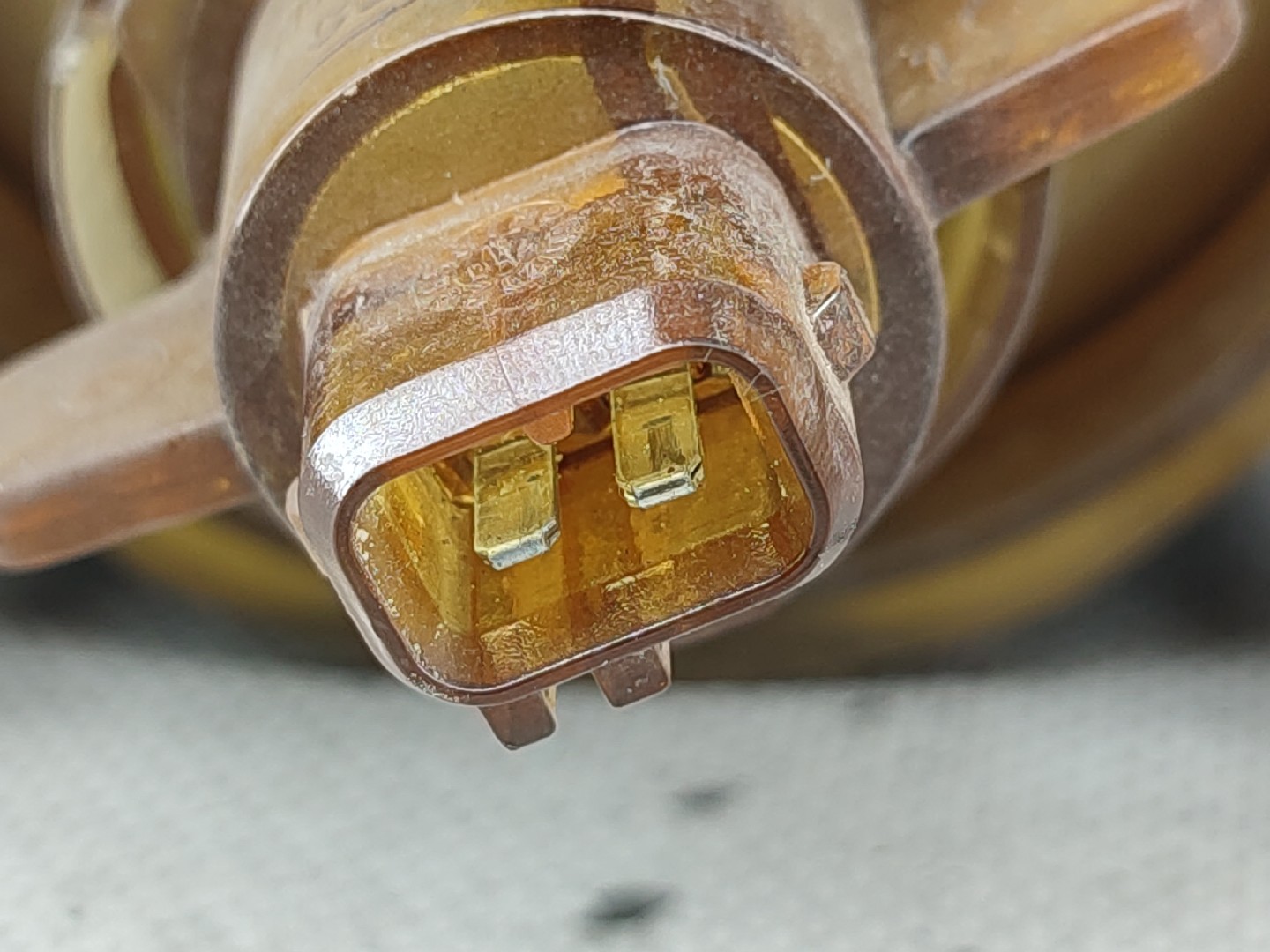 Left front fog light VOLVO XC70 Cross Country Imagem-2