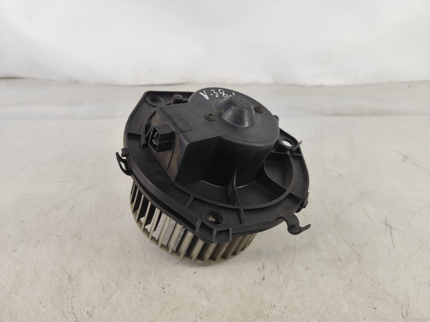 Motor De Ventilador Interior Para Calefacción Iveco Daily III IV V 1997-2014 | FT56166 197630200 | EU AUTO PARTS
