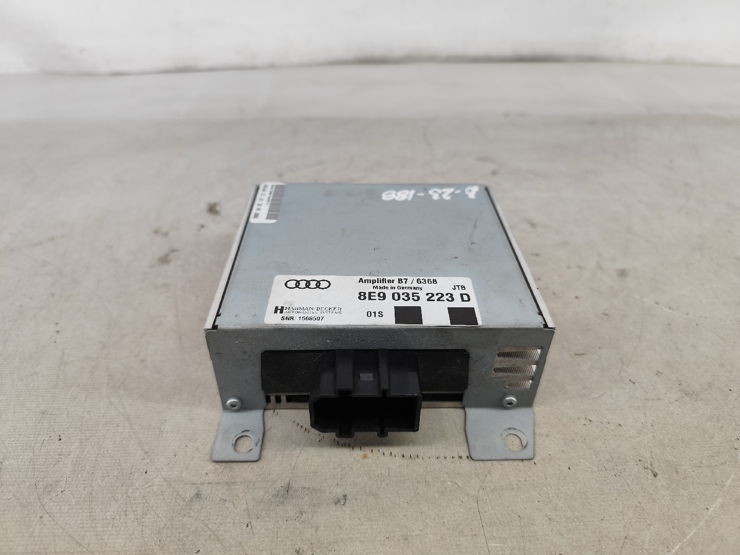 Amplificador de colunas AUDI A4 Avant (8ED, B7) Imagem-0