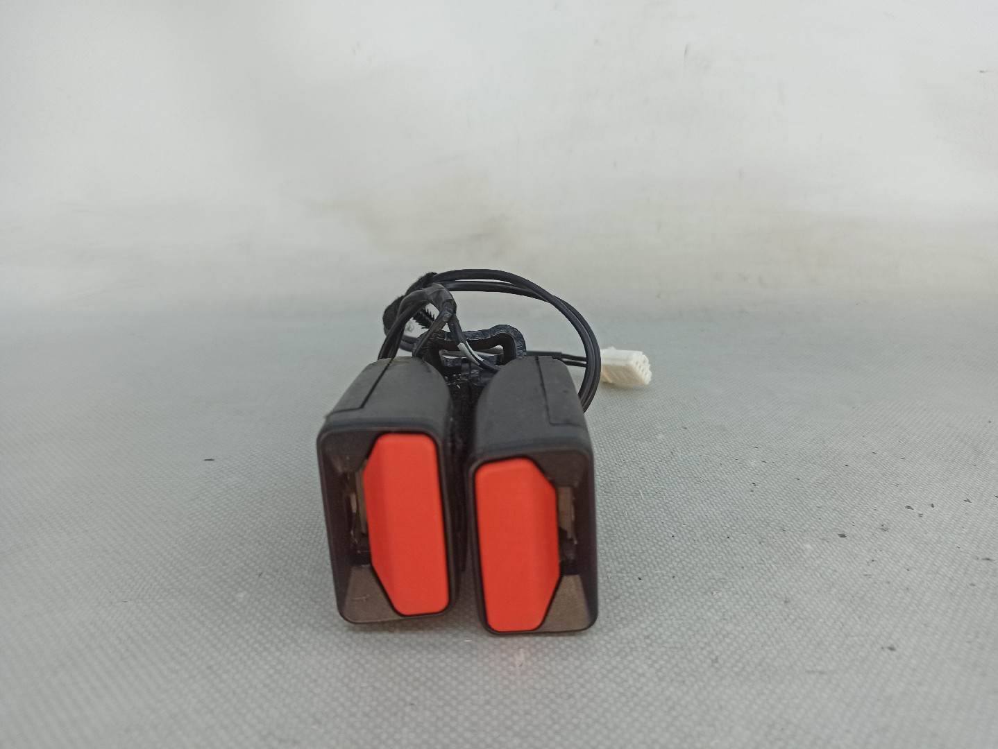 Fibbia cintura posteriore sinistra PEUGEOT 508 SW Imagem-2