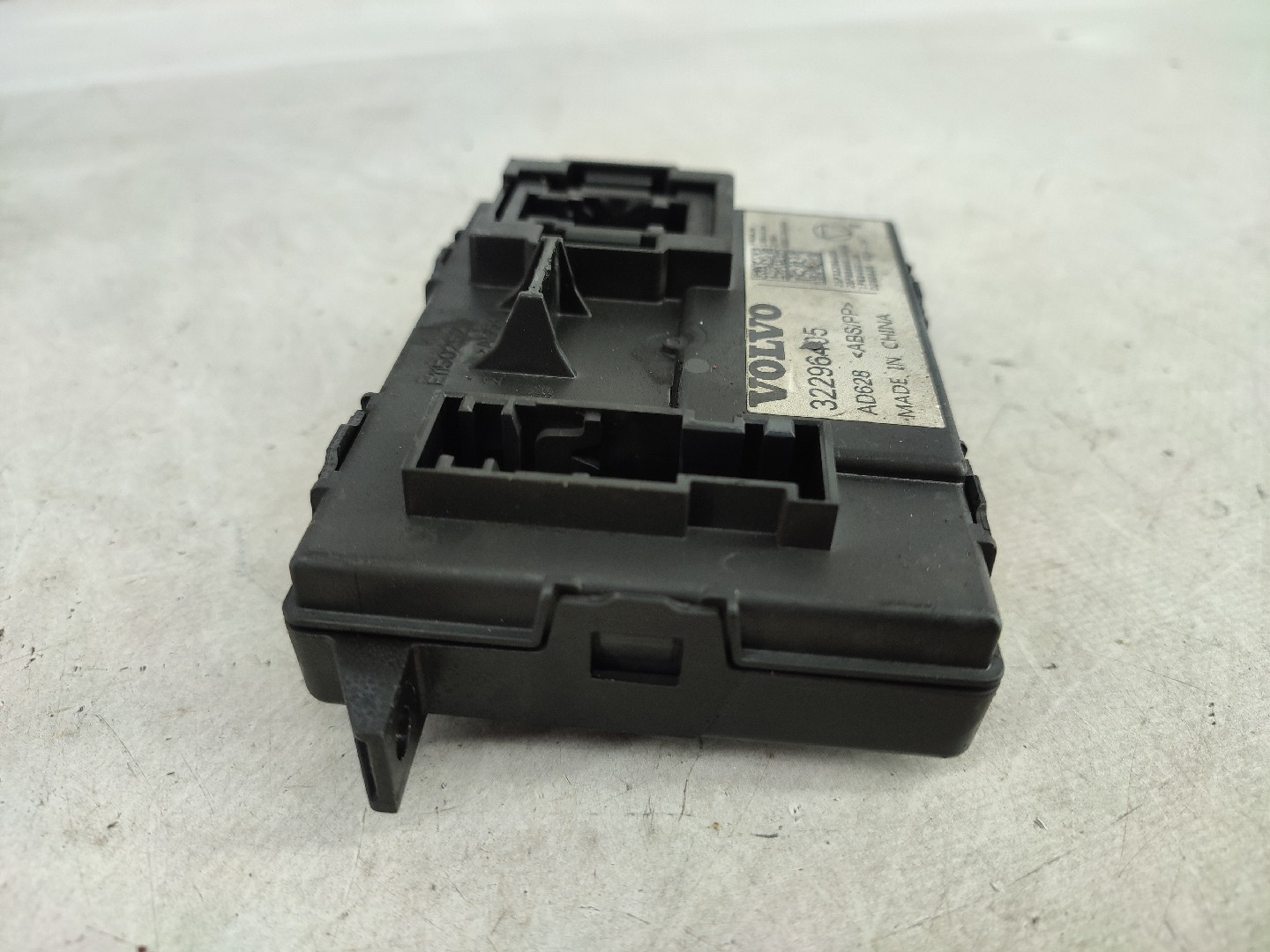 Centralita motor / ECU VOLVO XC40 (536) Imagem-3