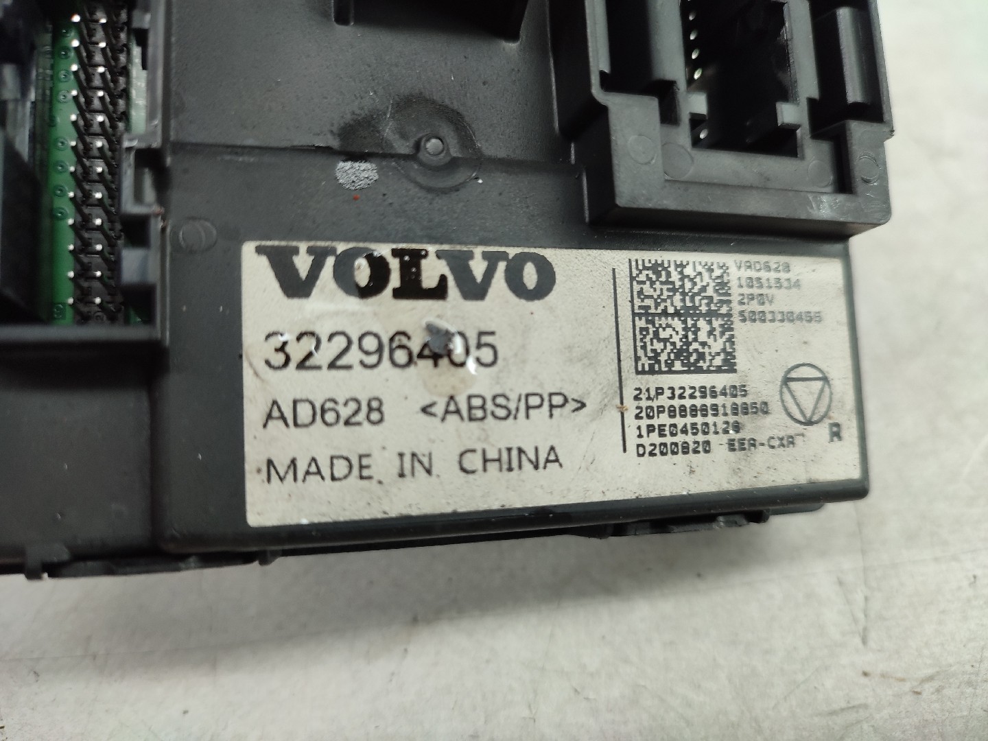 Centralita motor / ECU VOLVO XC40 (536) Imagem-5