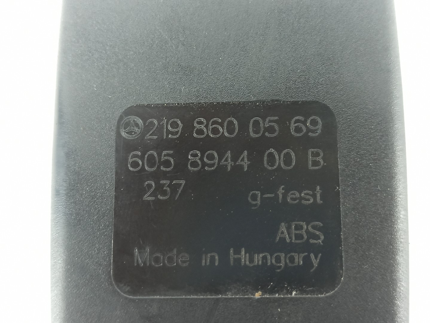 Fibbia cintura posteriore sinistra MERCEDES-BENZ CLS (C219) Imagem-3