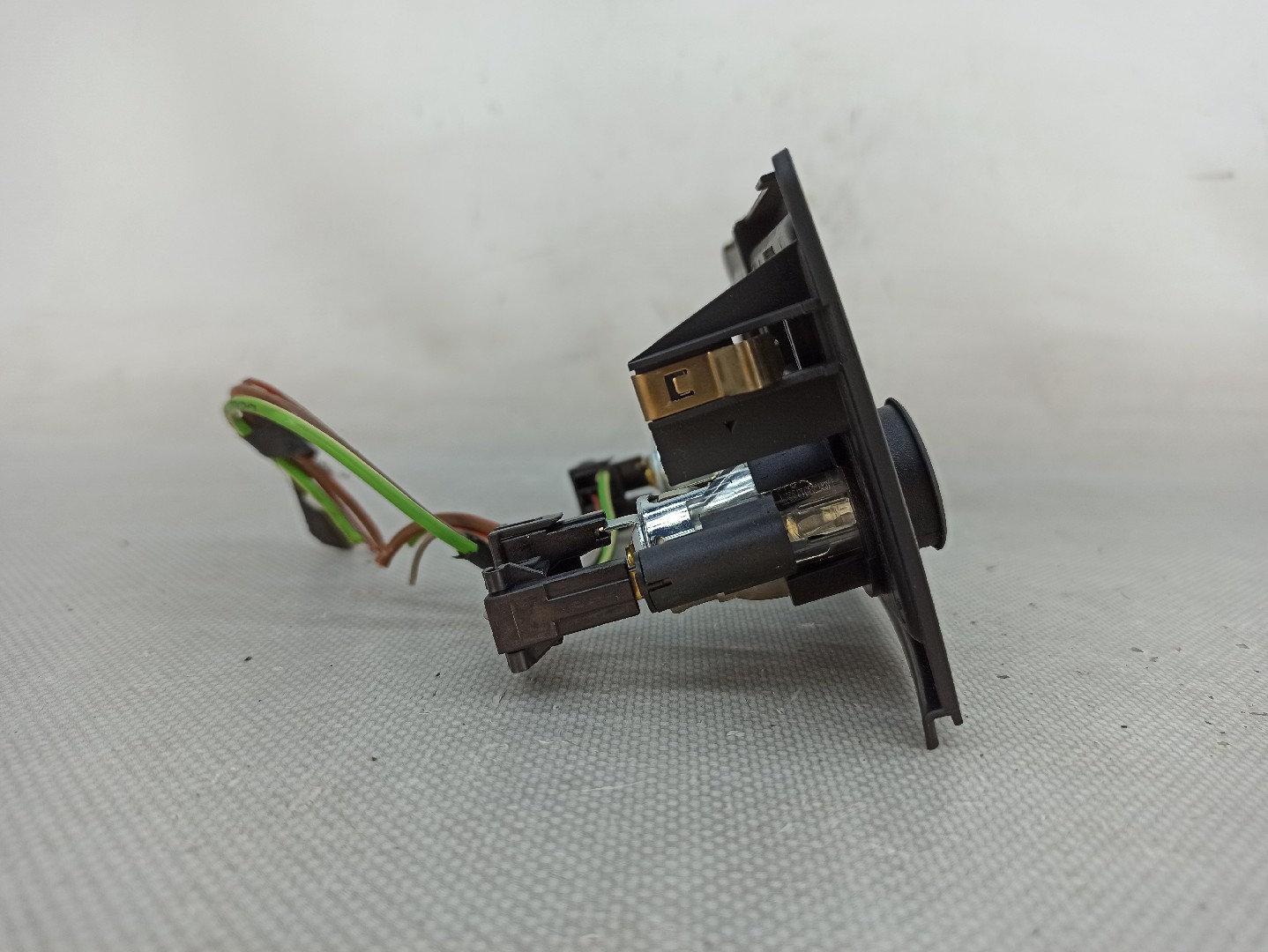 bmw e60 cigarette lighter E61 Fuse Replacement / Phone Charger Not Working PERMANENT NLA Fits BMW 328i Carbon Fiber Rear Cigarette Lighter