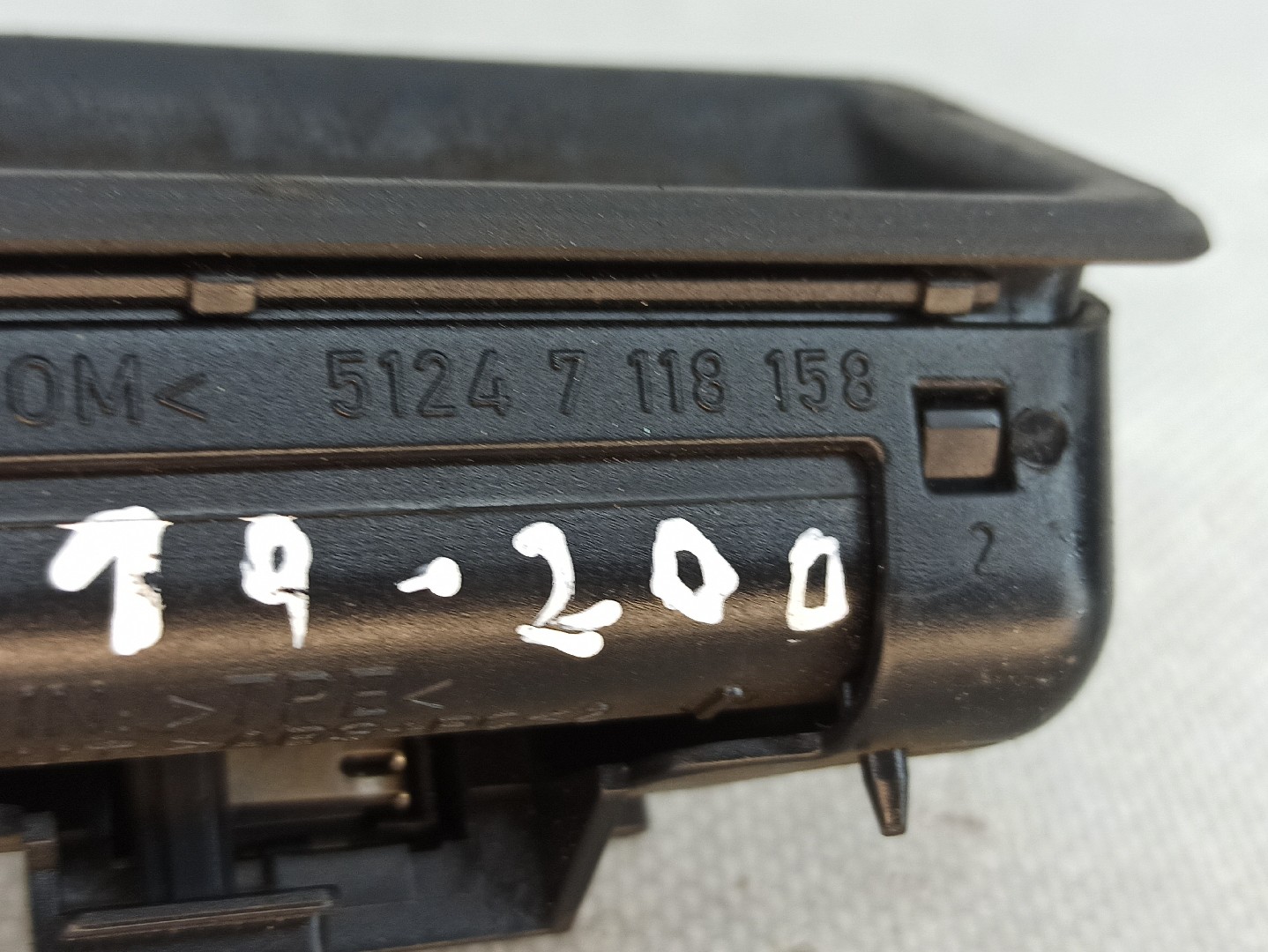 Manija portón trasero BMW 5 Touring (E61) Imagem-4