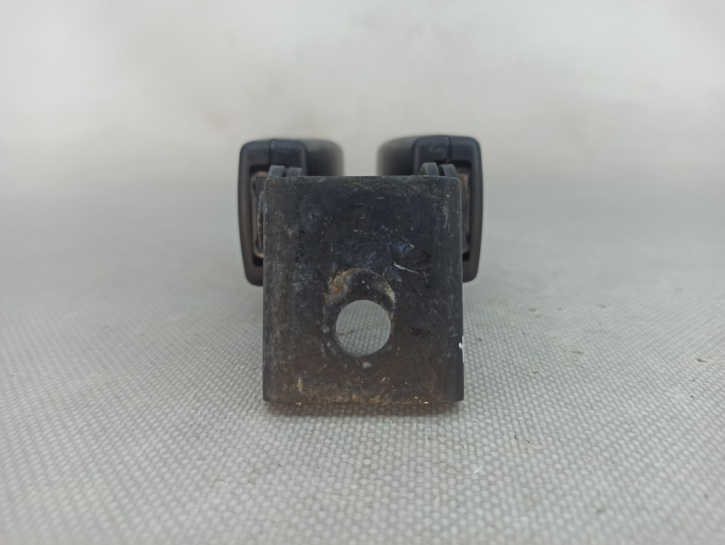 Fibbia cintura posteriore sinistra OPEL Astra J Imagem-3