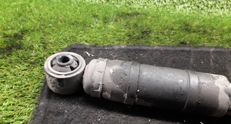 Remklauw links achter Landcruiser (J7) '90-'99 & Landcruiser (J9) '96