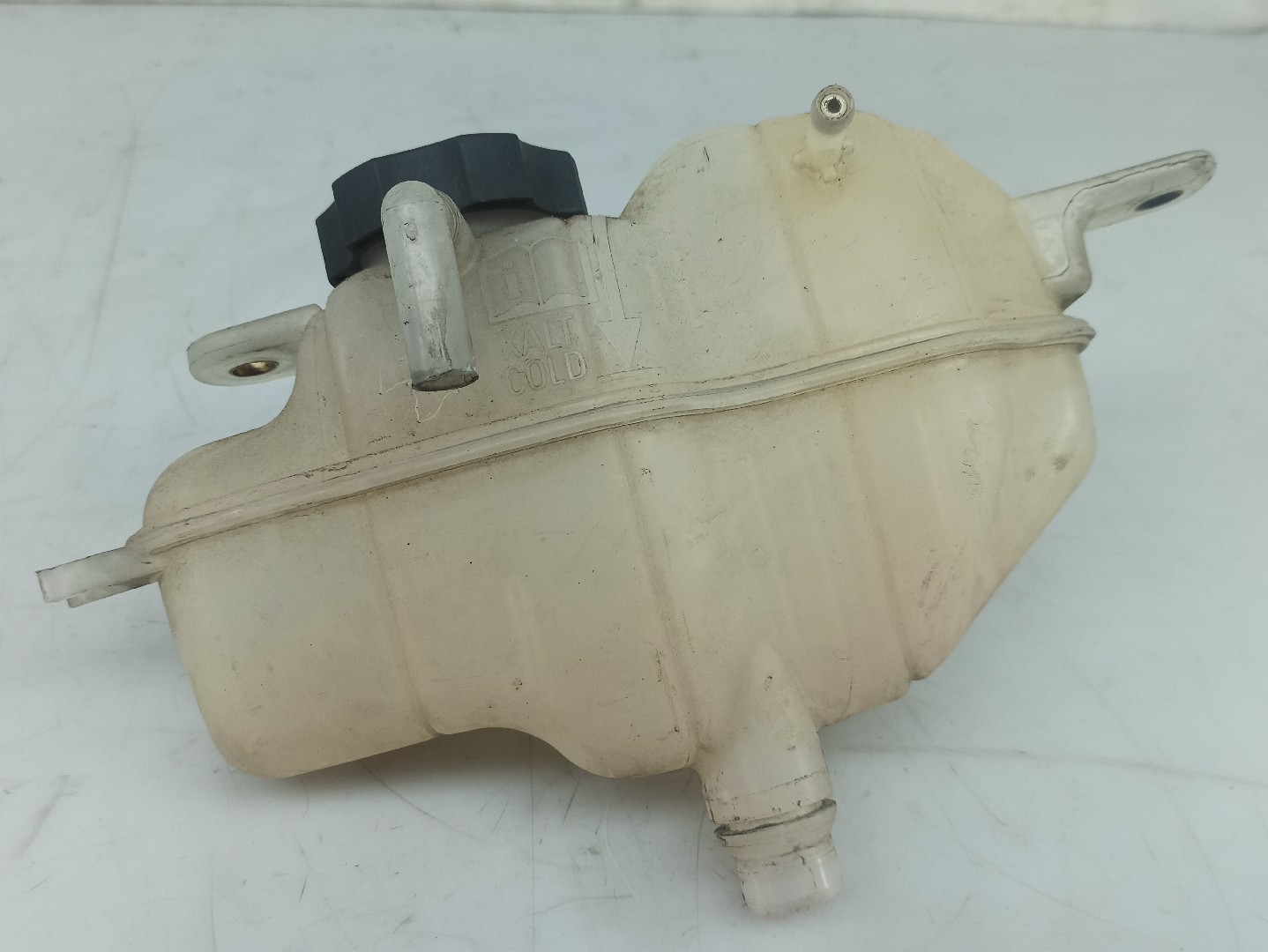 Rservoir/ Vase D'expansion De Liquide De Refroidissement  OPEL Corsa E |  Recife Pices d'occasion