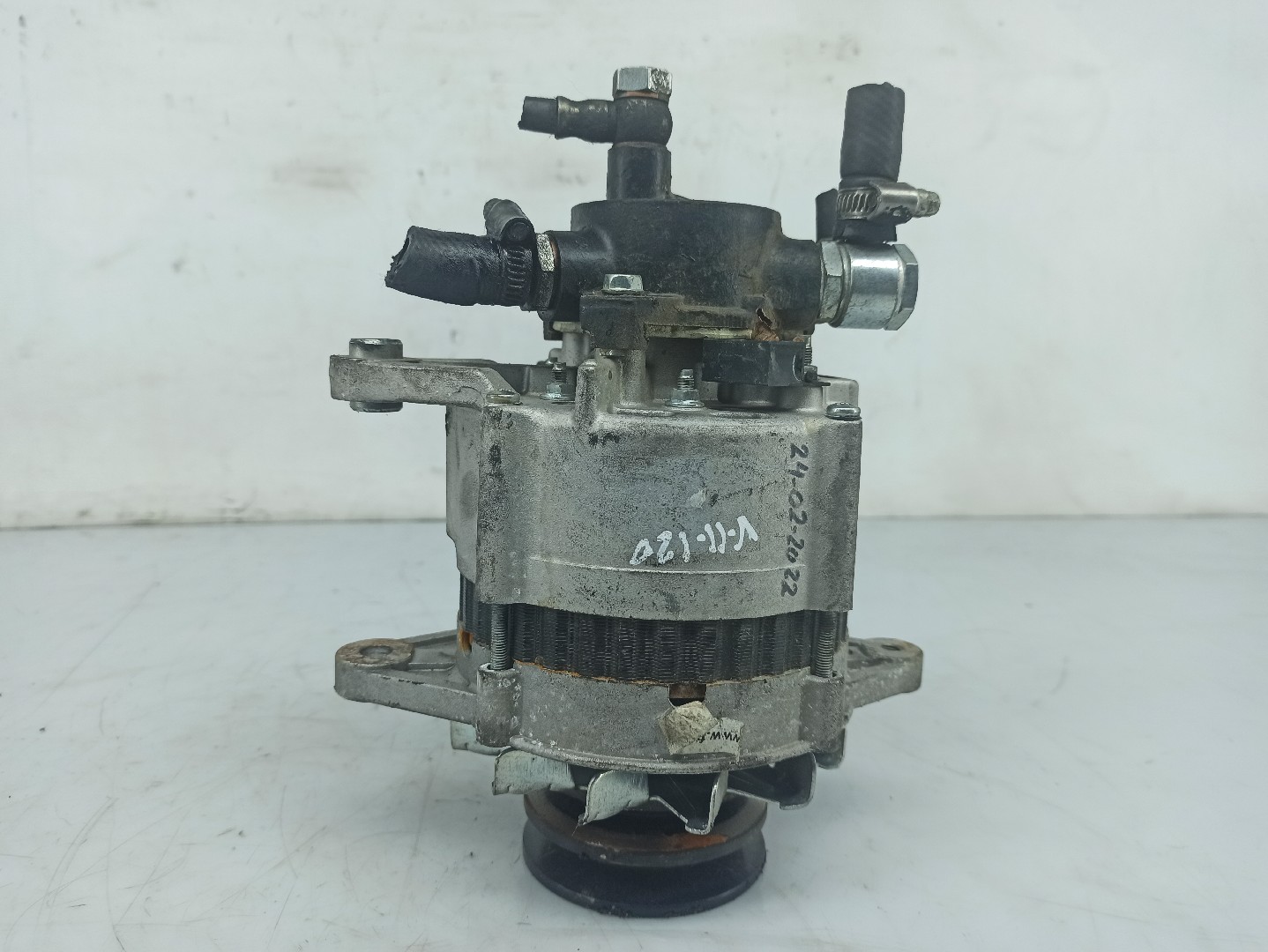 Peças Auto Usadas Para NISSAN Navara Pick Up D21 - Alternador