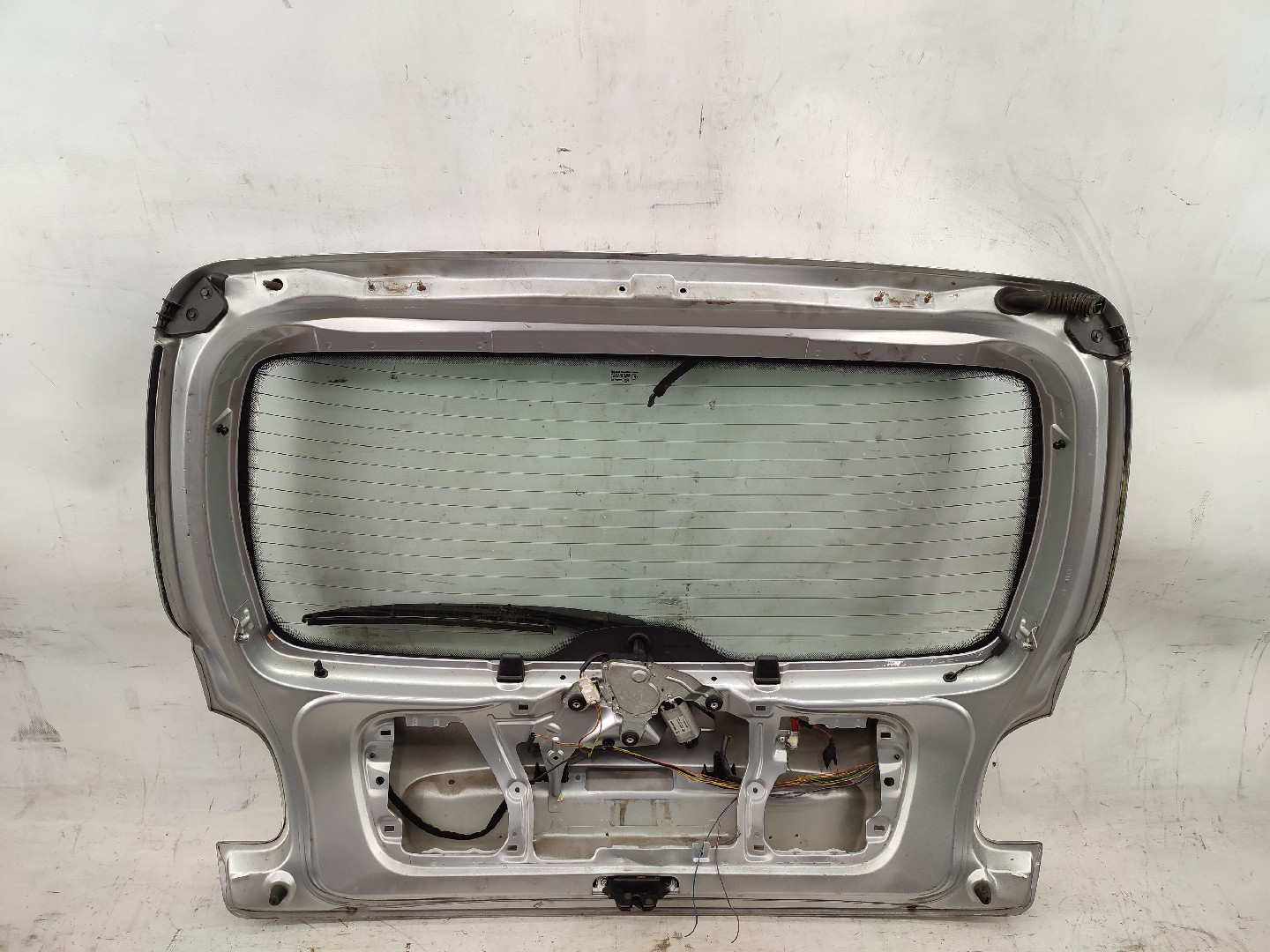 Portón trasero PEUGEOT 206 (2A/C) Imagem-1