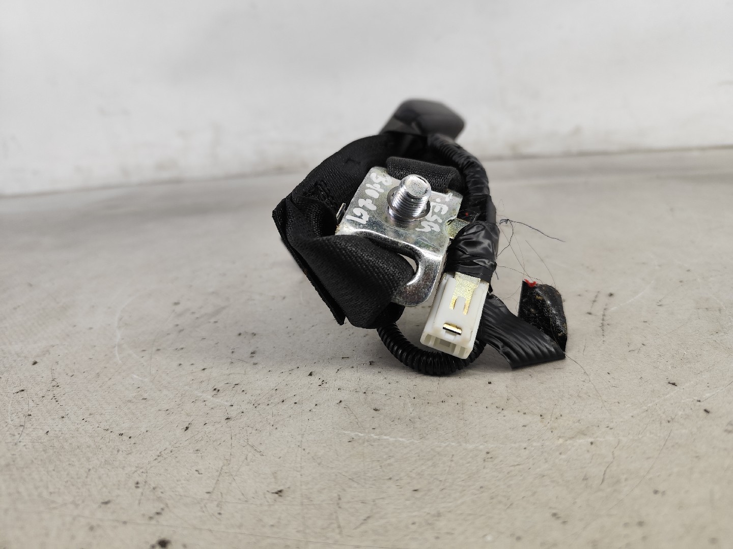 Fibbia cintura posteriore sinistra TOYOTA Auris Touring Sports (_E18_) Imagem-1