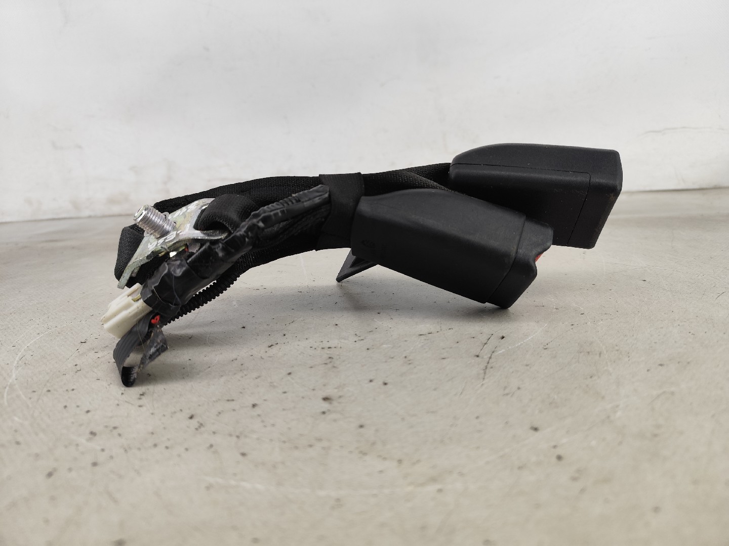 Fibbia cintura posteriore sinistra TOYOTA Auris Touring Sports (_E18_) Imagem-2