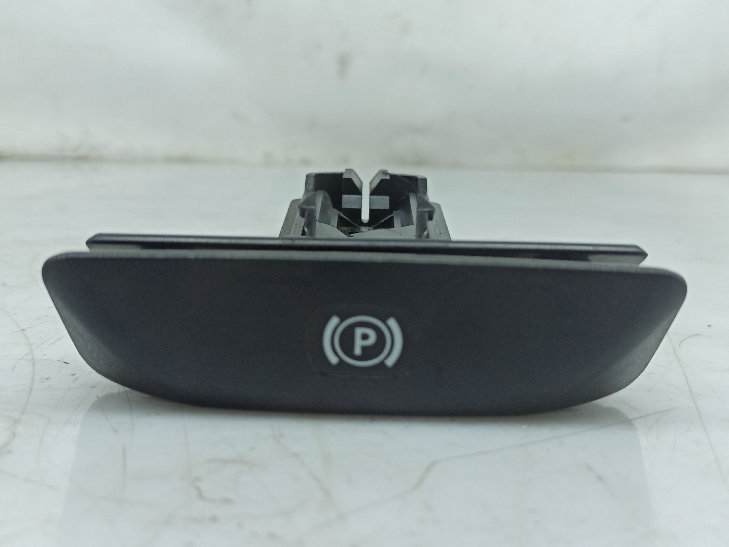 Travão de mão / parque MERCEDES-BENZ Classe E Carrinha (S212) Imagem-0