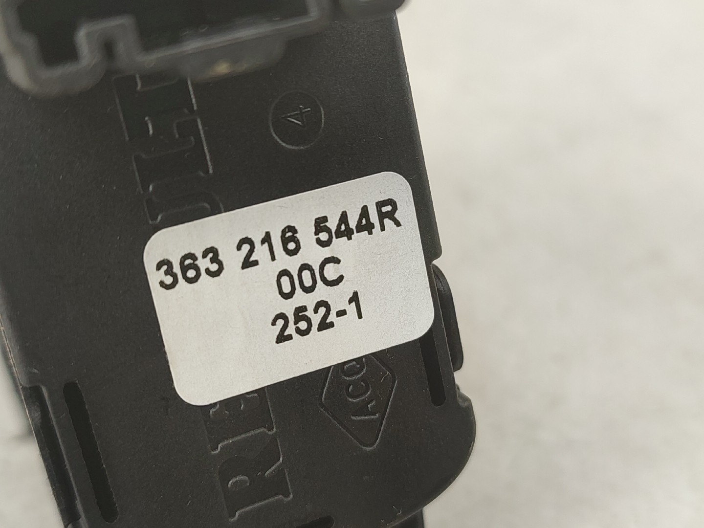 Travão de mão / parque RENAULT Kadjar (HA_, HL_) Imagem-3