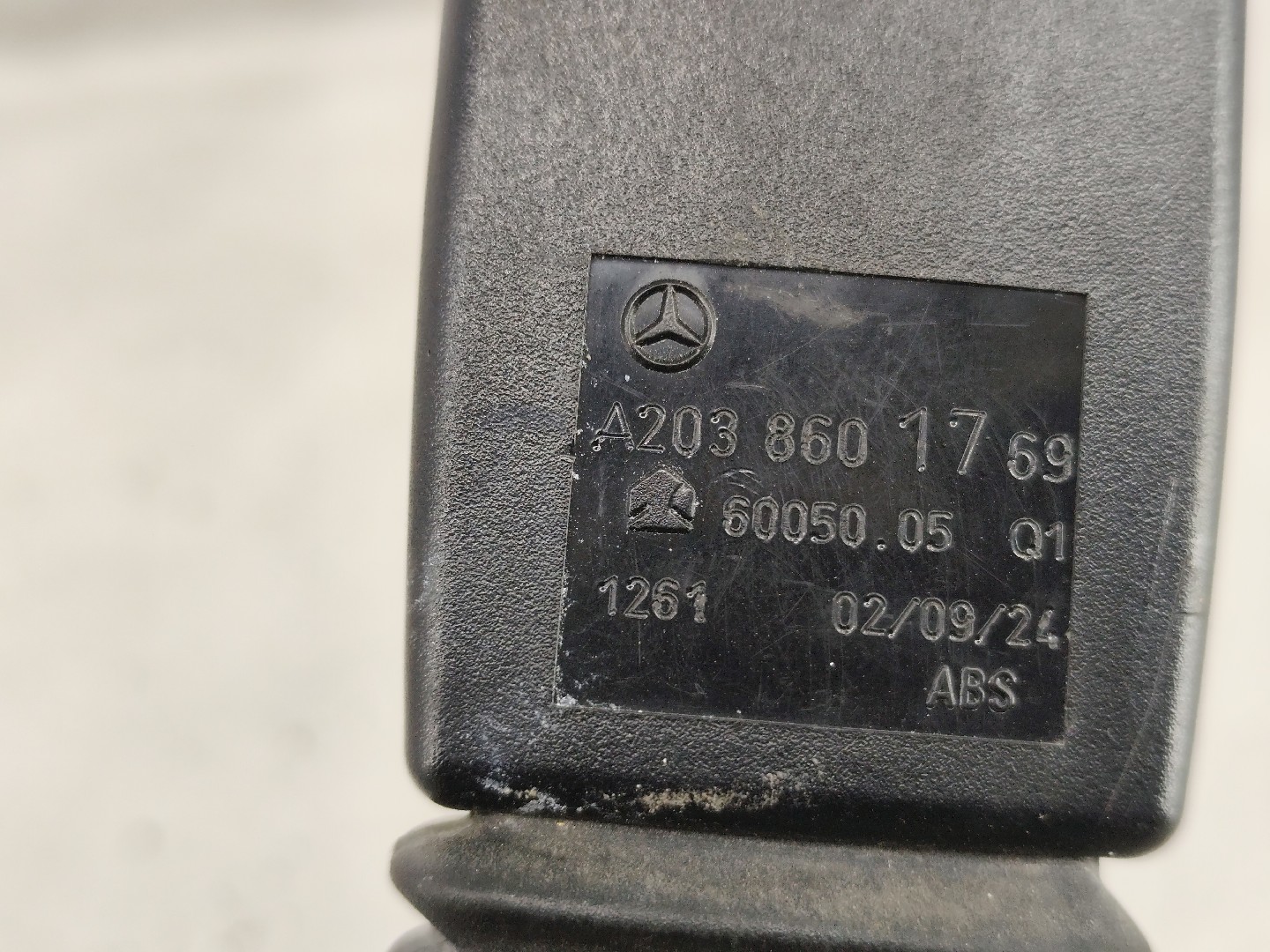 Fibbia cintura posteriore sinistra MERCEDES-BENZ CLK (C209) Imagem-6