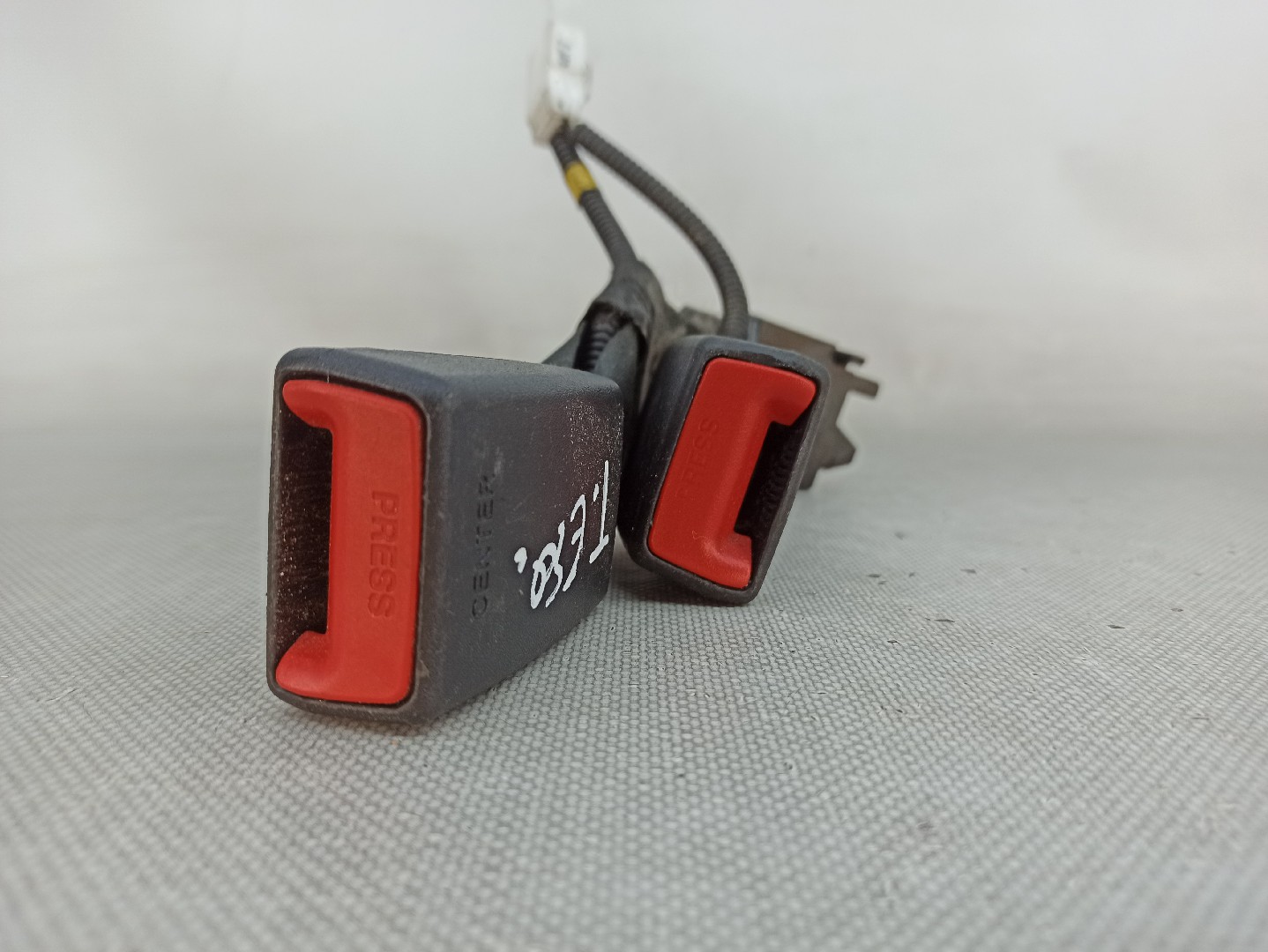 Encaixe de cinto trás esquerdo HYUNDAI Ioniq (AE) Imagem-2