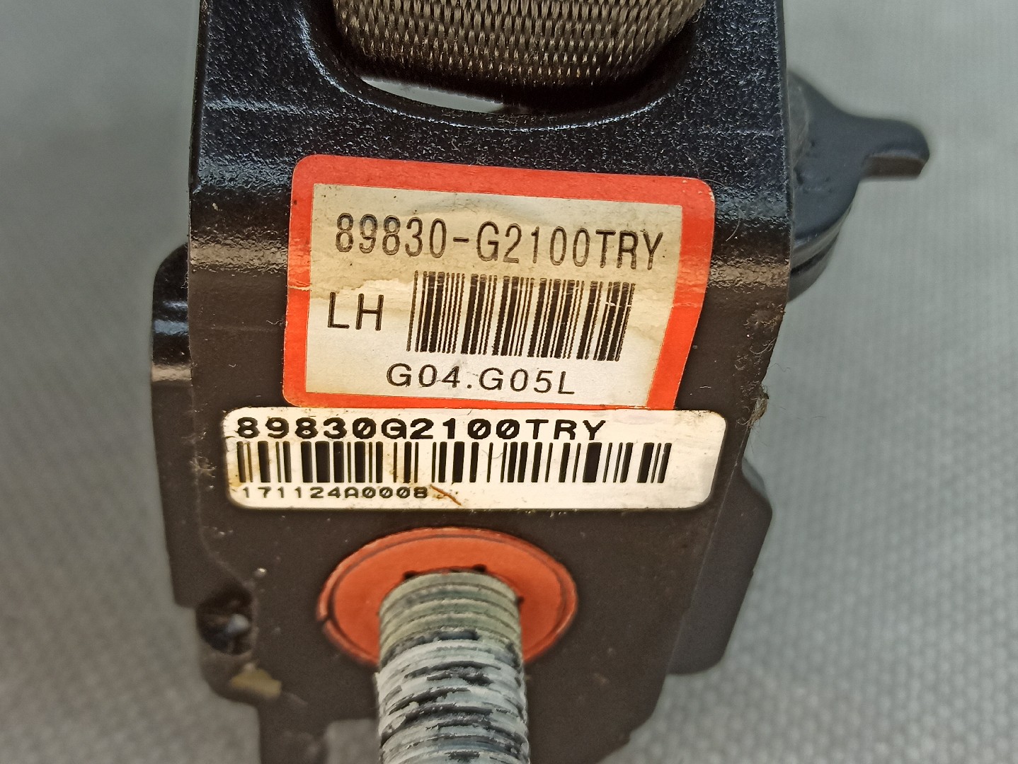 Encaixe de cinto trás esquerdo HYUNDAI Ioniq (AE) Imagem-4