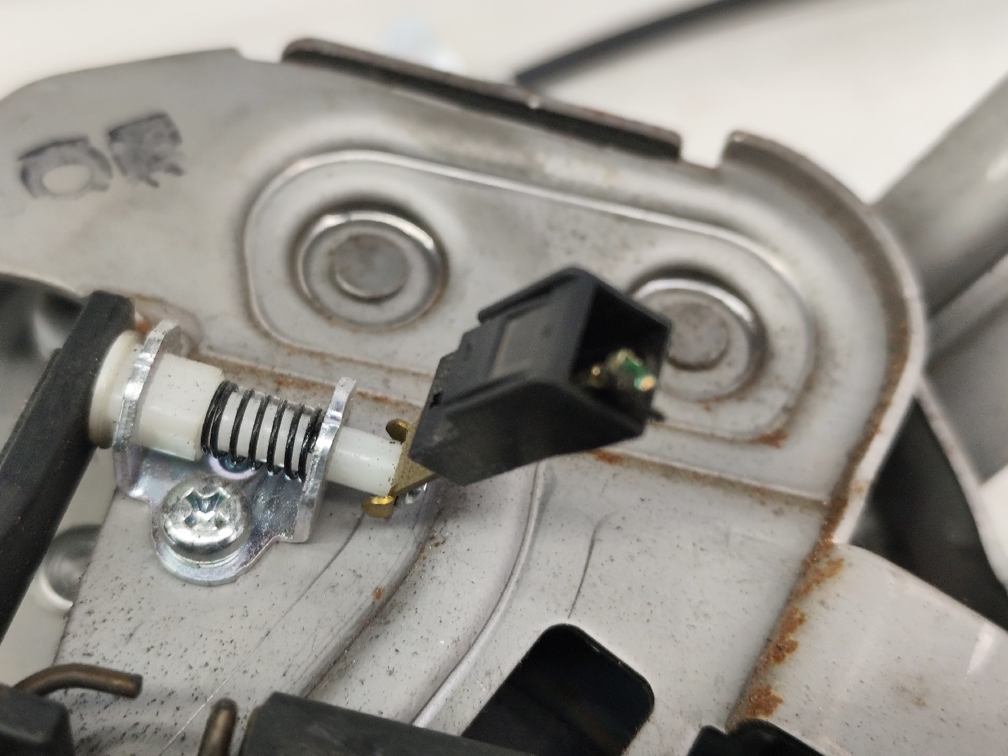 Travão de mão / parque HYUNDAI Ioniq (AE) Imagem-4