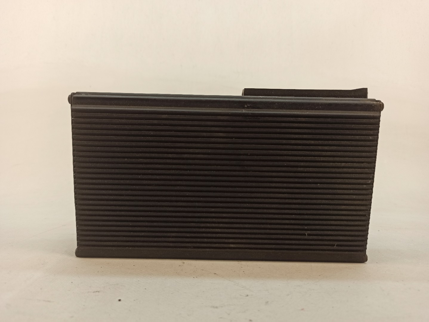 Amplificador de colunas PEUGEOT 406 Coupé (8C) Imagem-0