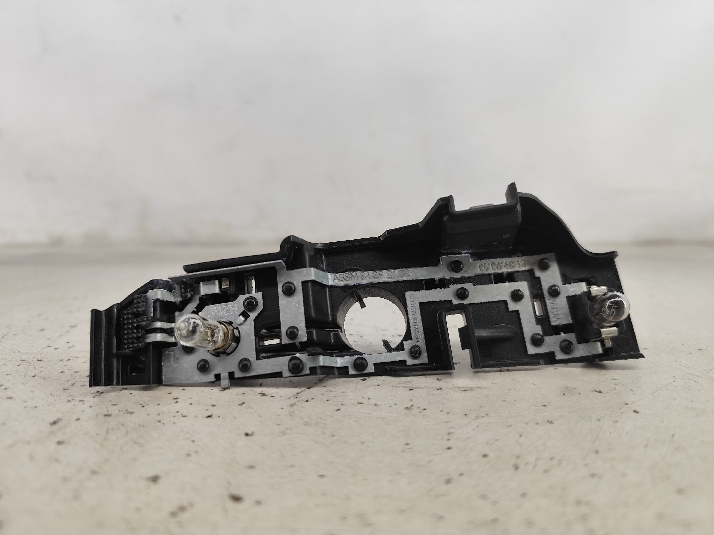 Suporte lâmpada esquerdo OPEL Astra K Imagem-0