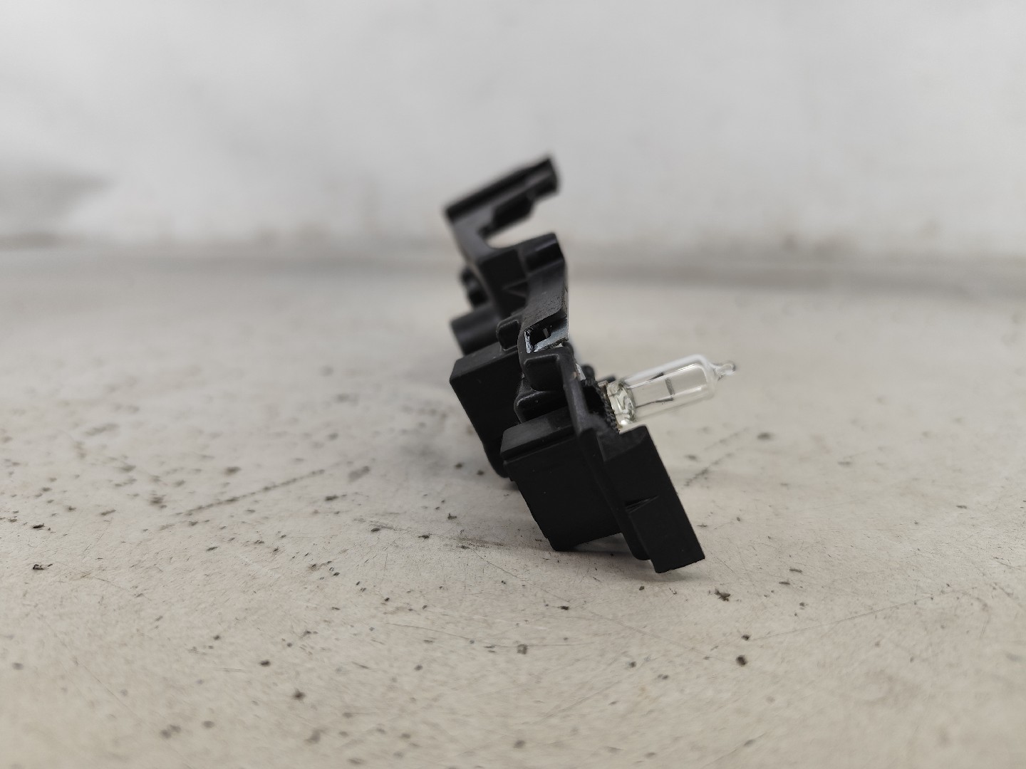 Suporte lâmpada esquerdo OPEL Astra K Imagem-3